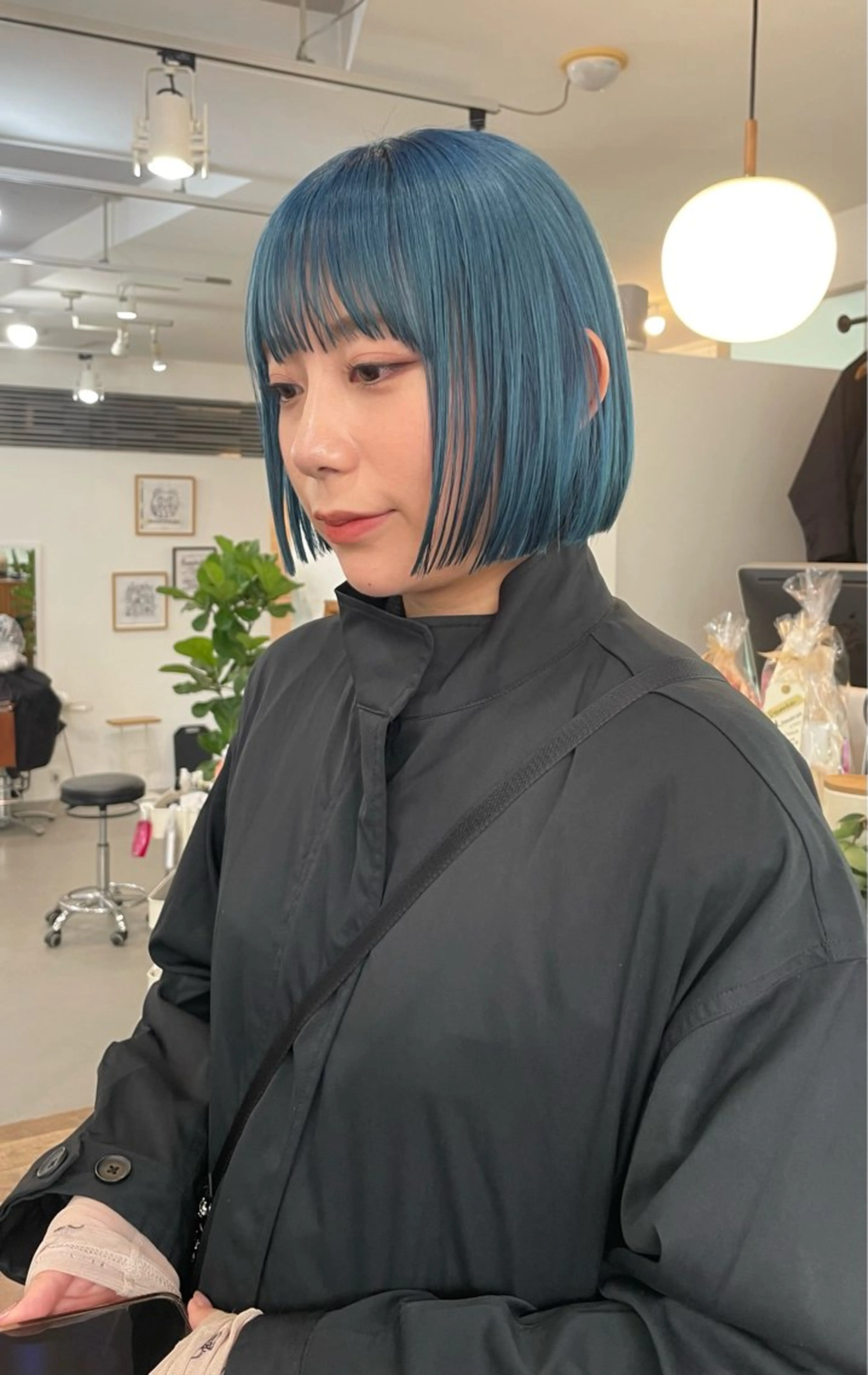 ショート カラー ミント ヘアカラー トリートメント chiharu ボブ/レイヤーのヘアスタイル