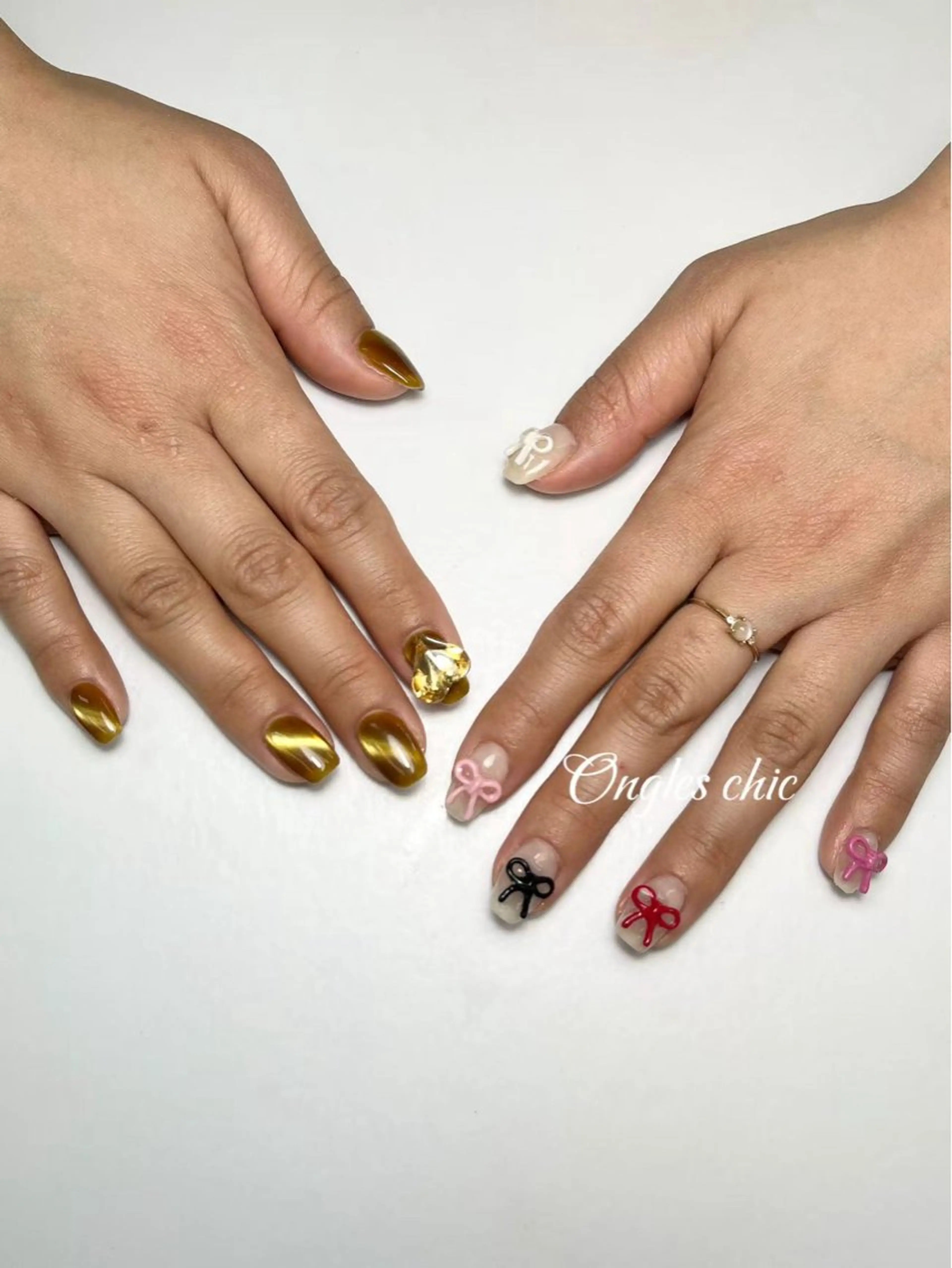 ネイル ハンドネイル ongles chicのネイルデザイン