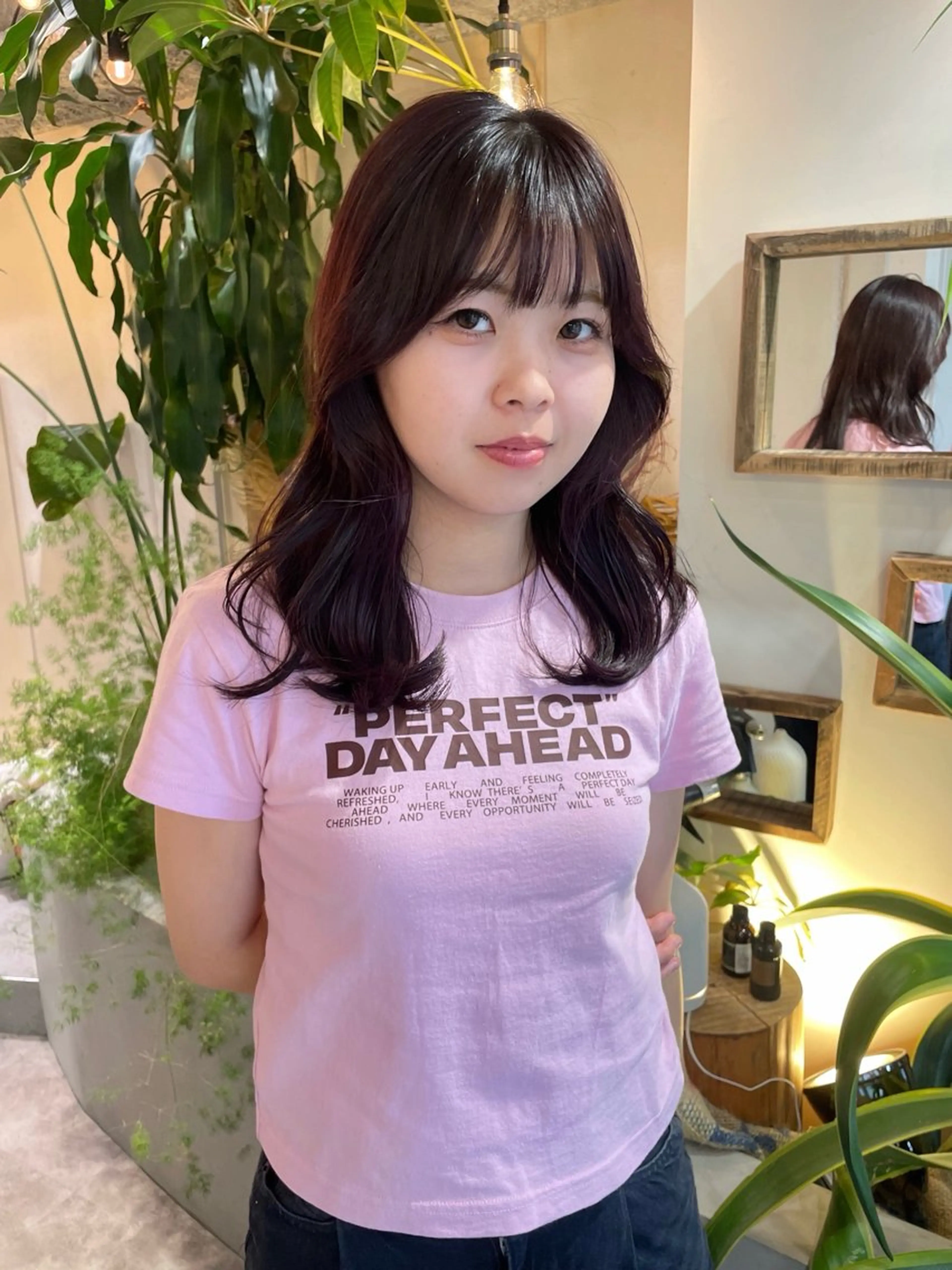 ミディアム パープルカラー ヘアカラー トリートメント 透明感カラー 🦋AYAのヘアスタイル