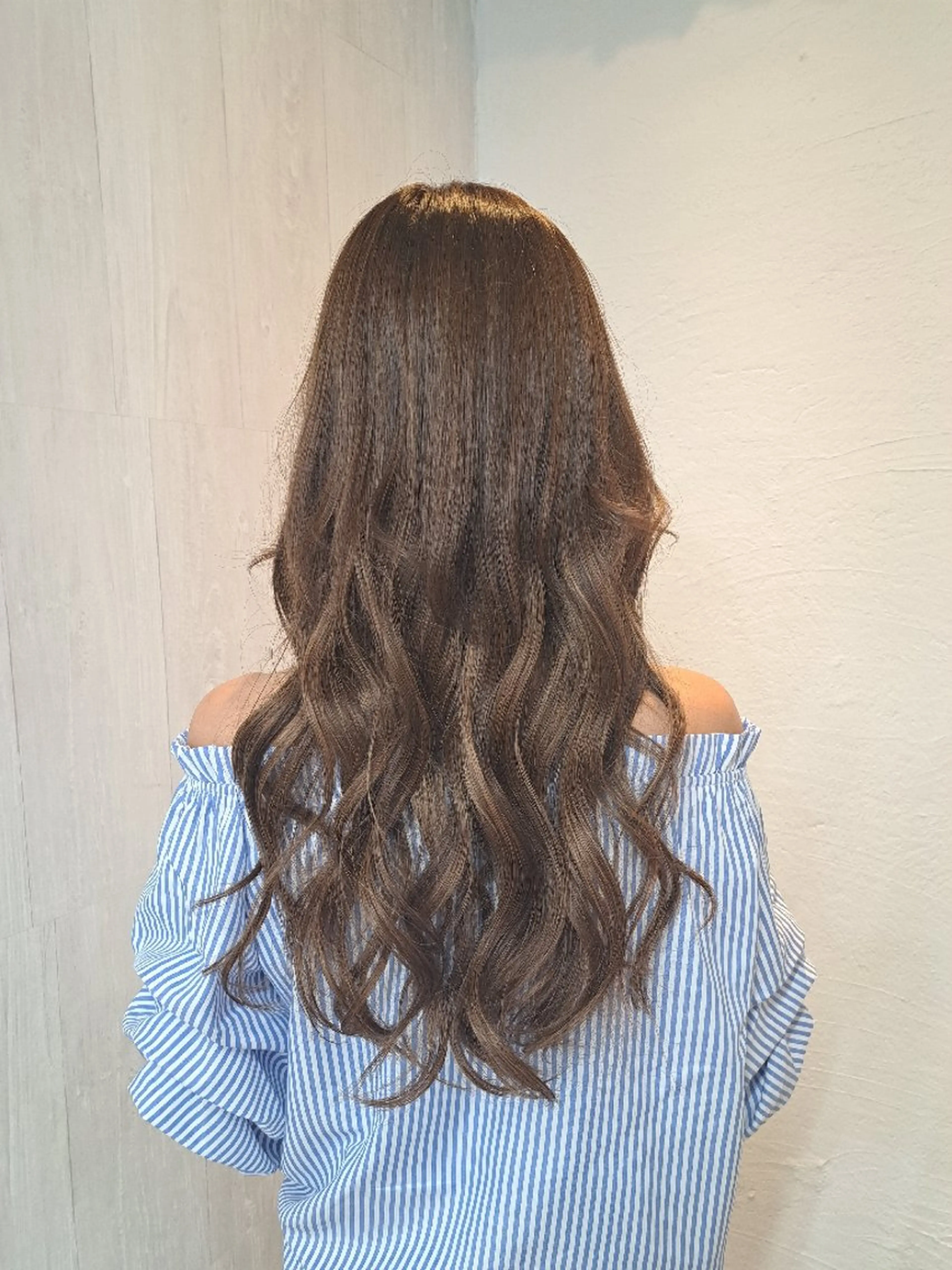 ロング カラー 透明感カラー エクステ エクステ カワイイの研究家💄 GLOSS/はるなのヘアスタイル