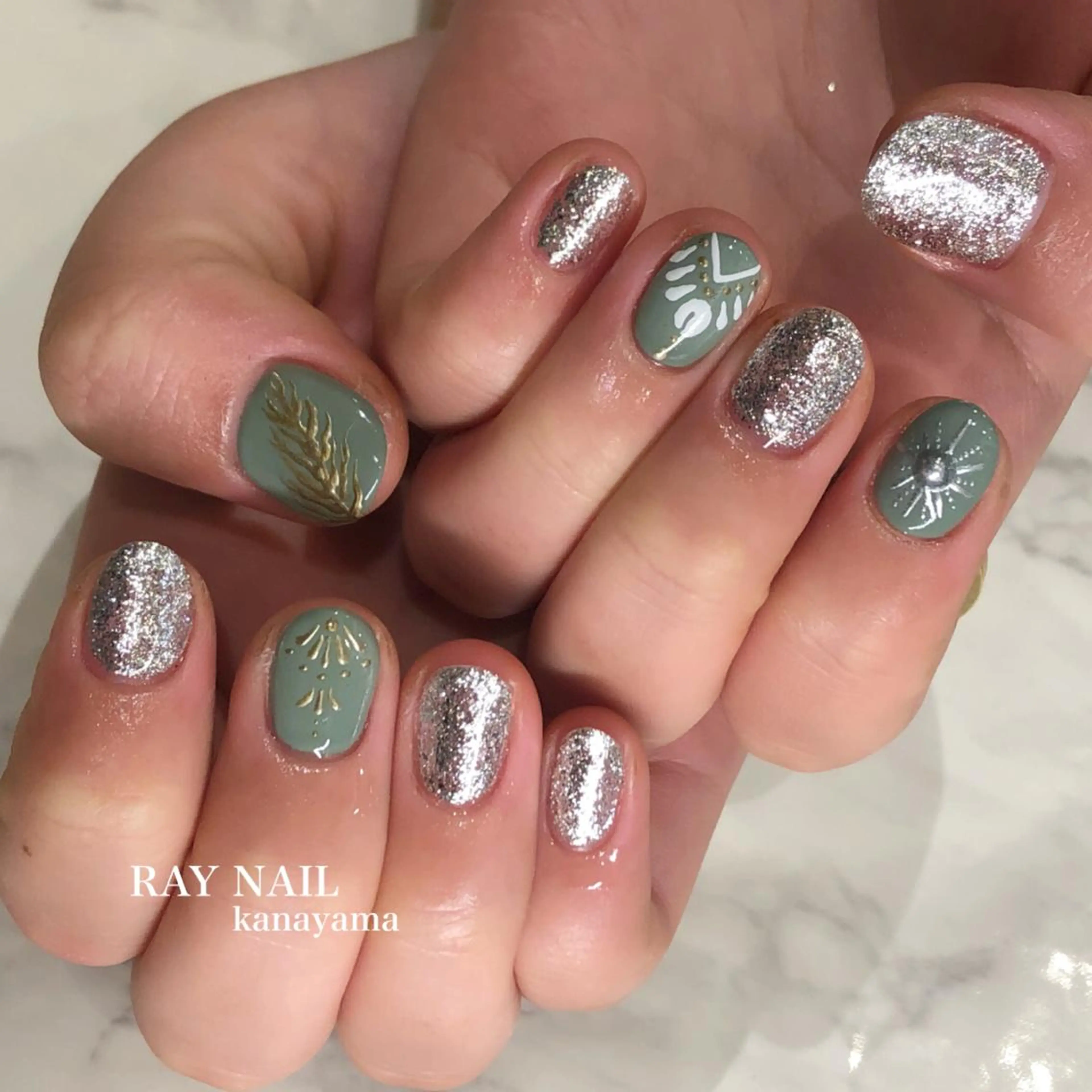 ネイル アートネイル Arowa 伊田のネイルデザイン