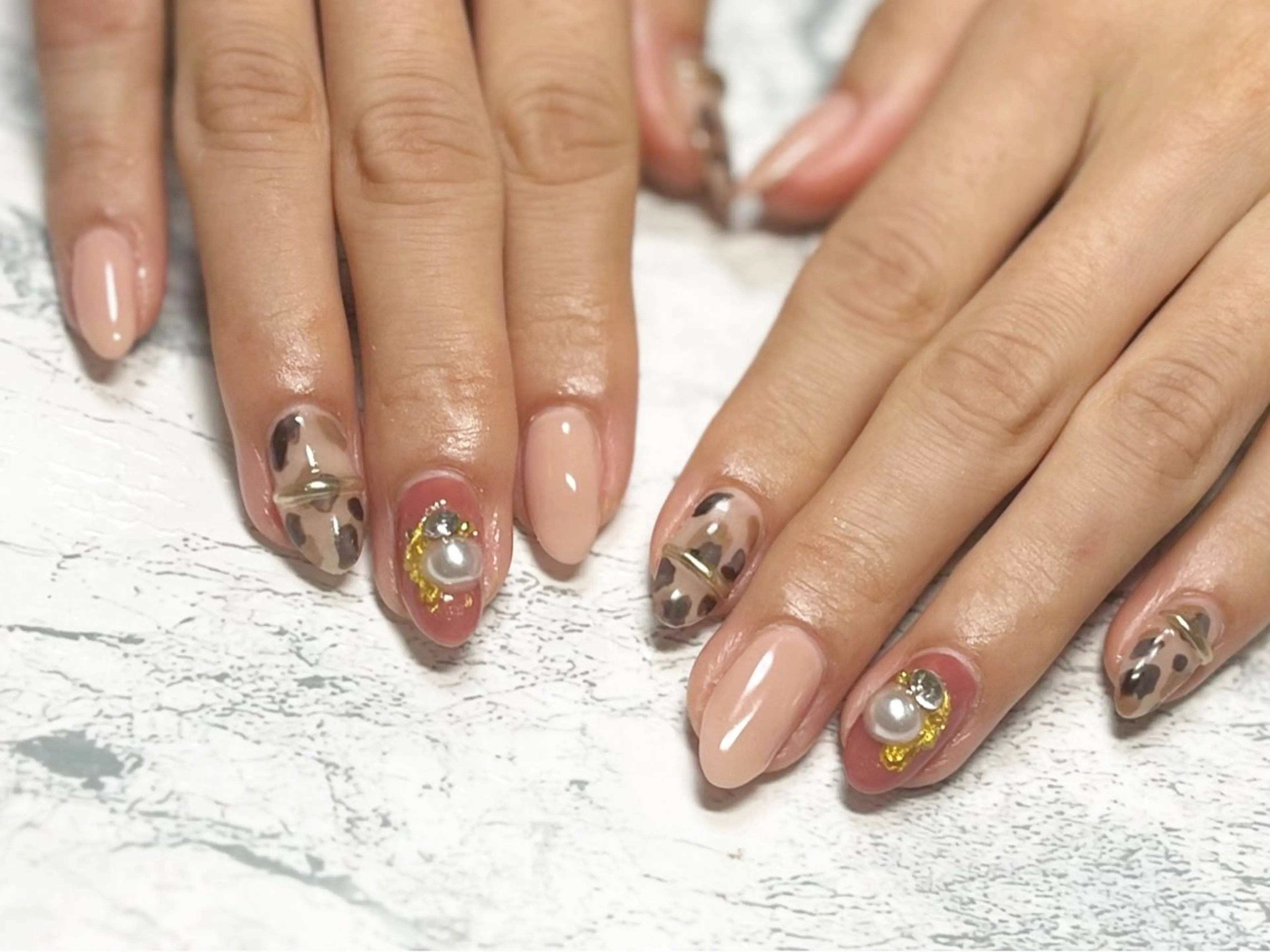 ネイル アニマル柄 フットネイル ニュアンスネイル シンプルネイル 春ネイル nail fufla ♡yamane♡のネイルデザイン