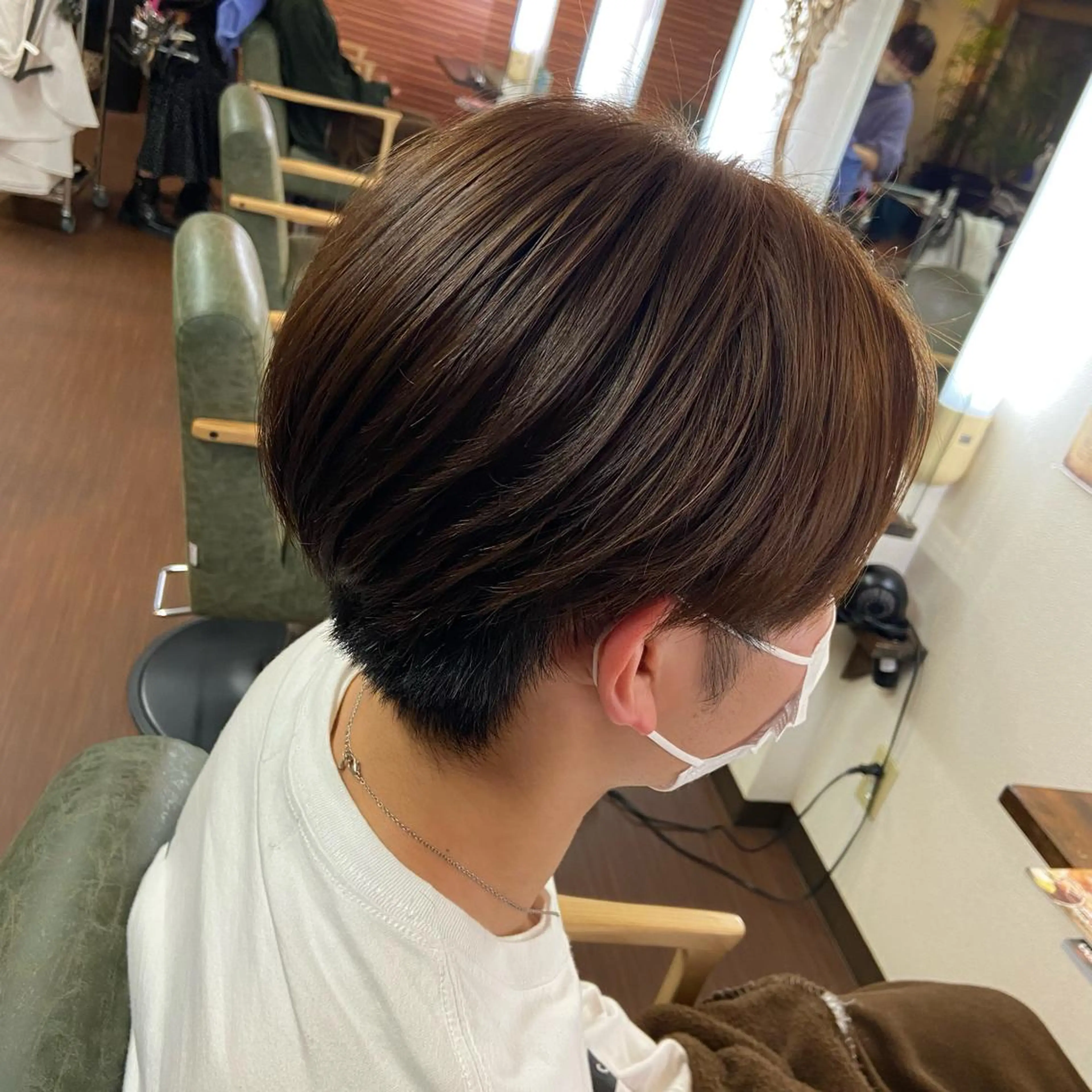 ショート カラー メンズ アッシュ 大人女性の艶カット カラー/菊池柊真🌟のヘアスタイル