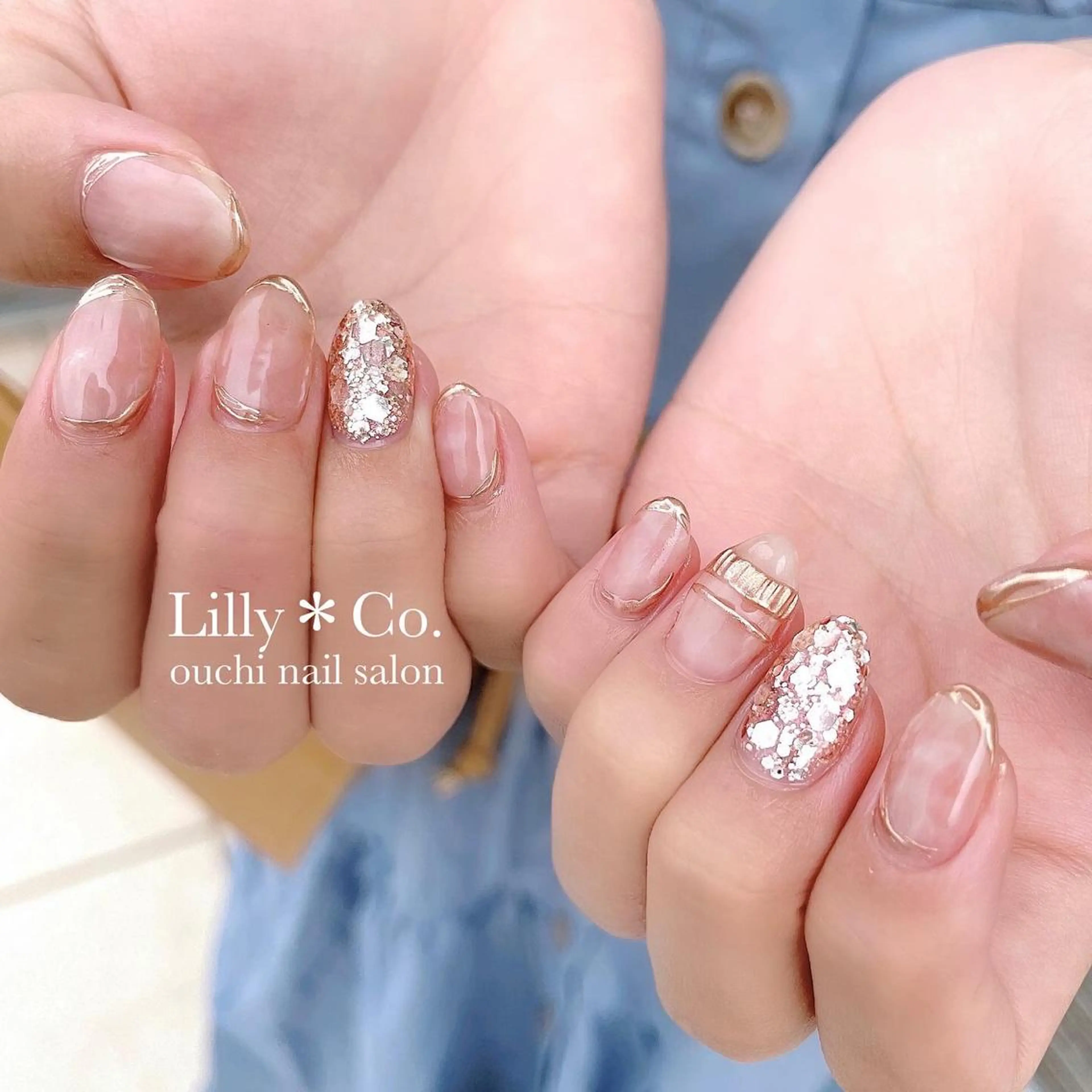 ネイル アートネイル ニュアンスネイル ホワイト ハンドネイル ハンドケア Lilly Co.のネイルデザイン