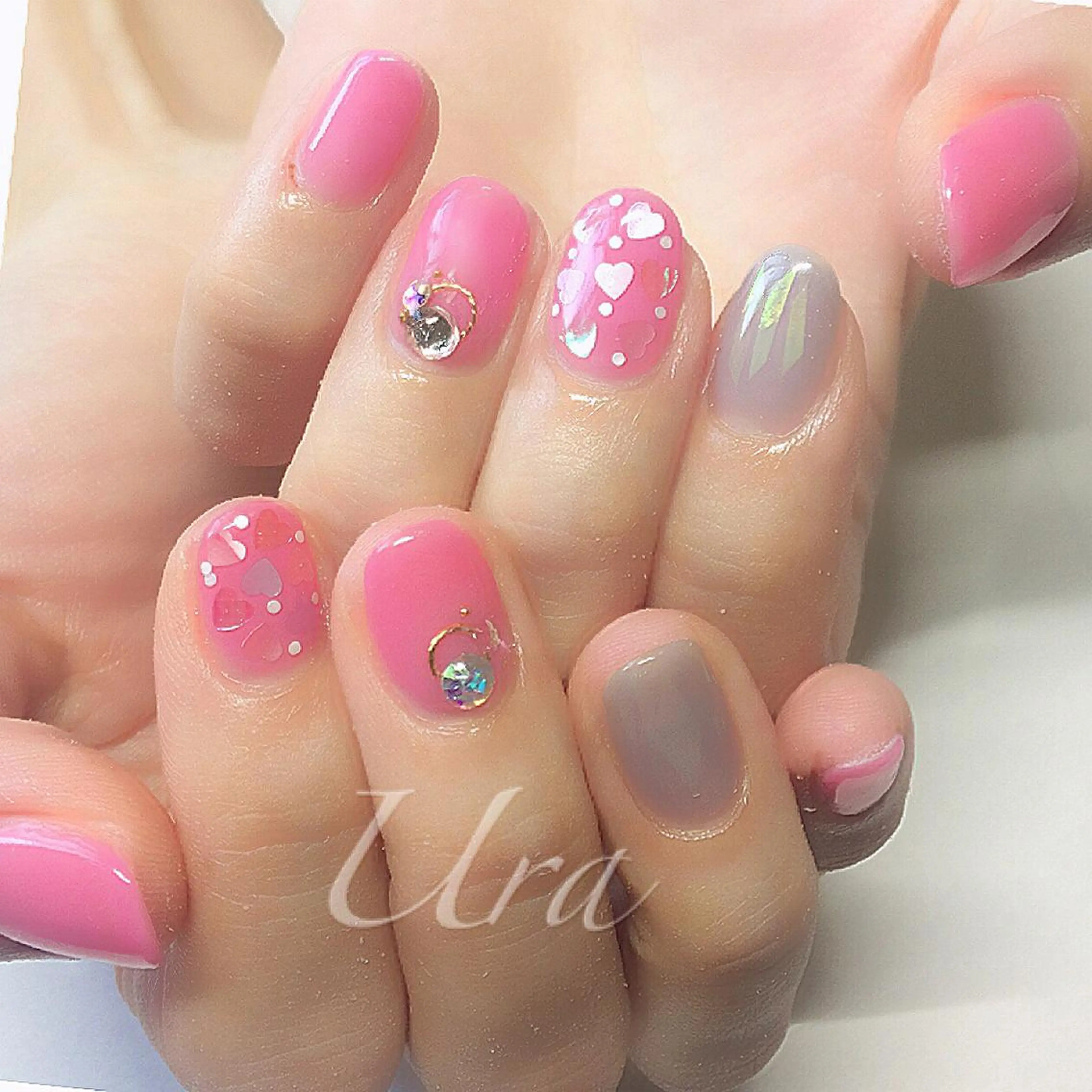ネイル ハート UrakoNail 《nail》のネイルデザイン