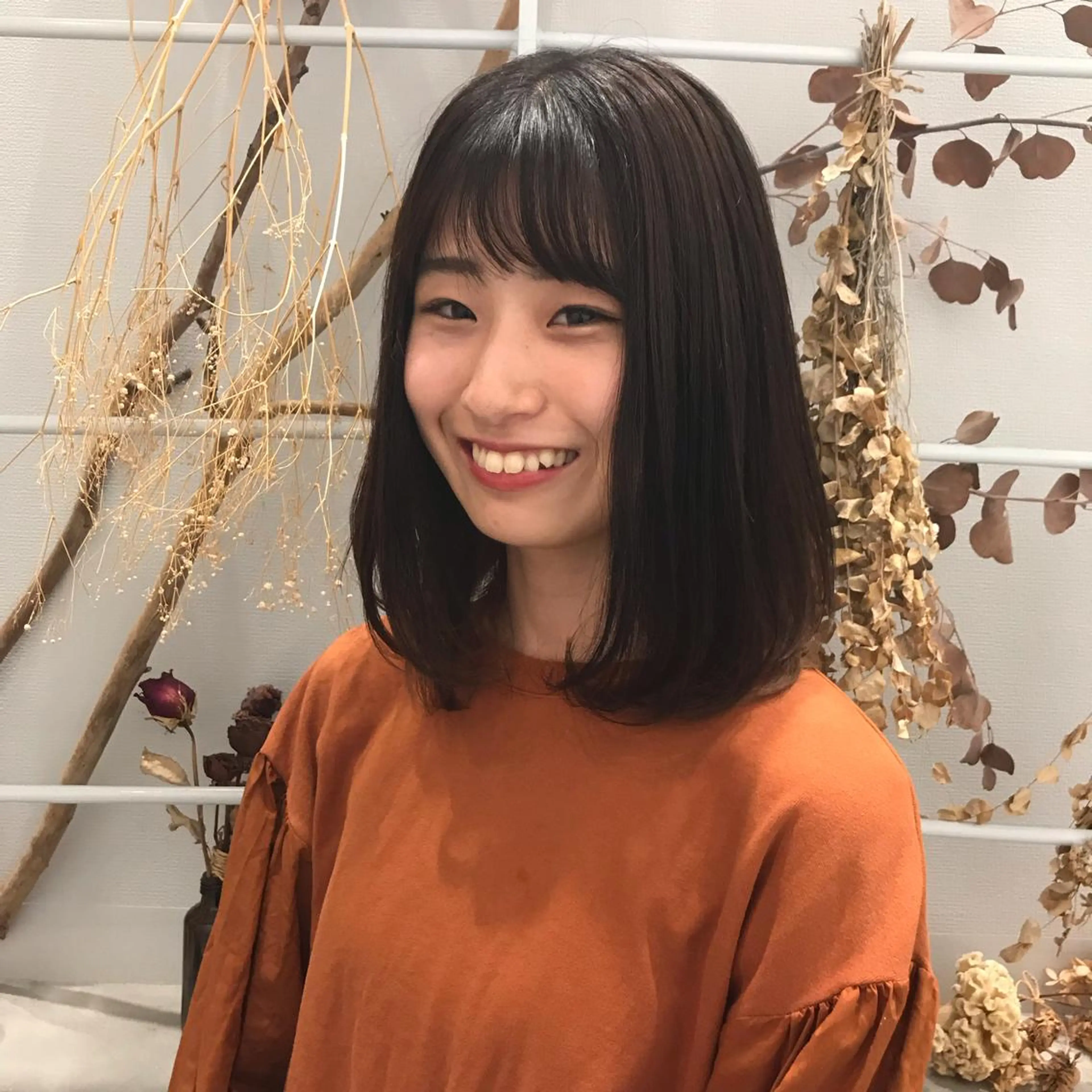 ミディアム 壁谷  加保理のヘアスタイル