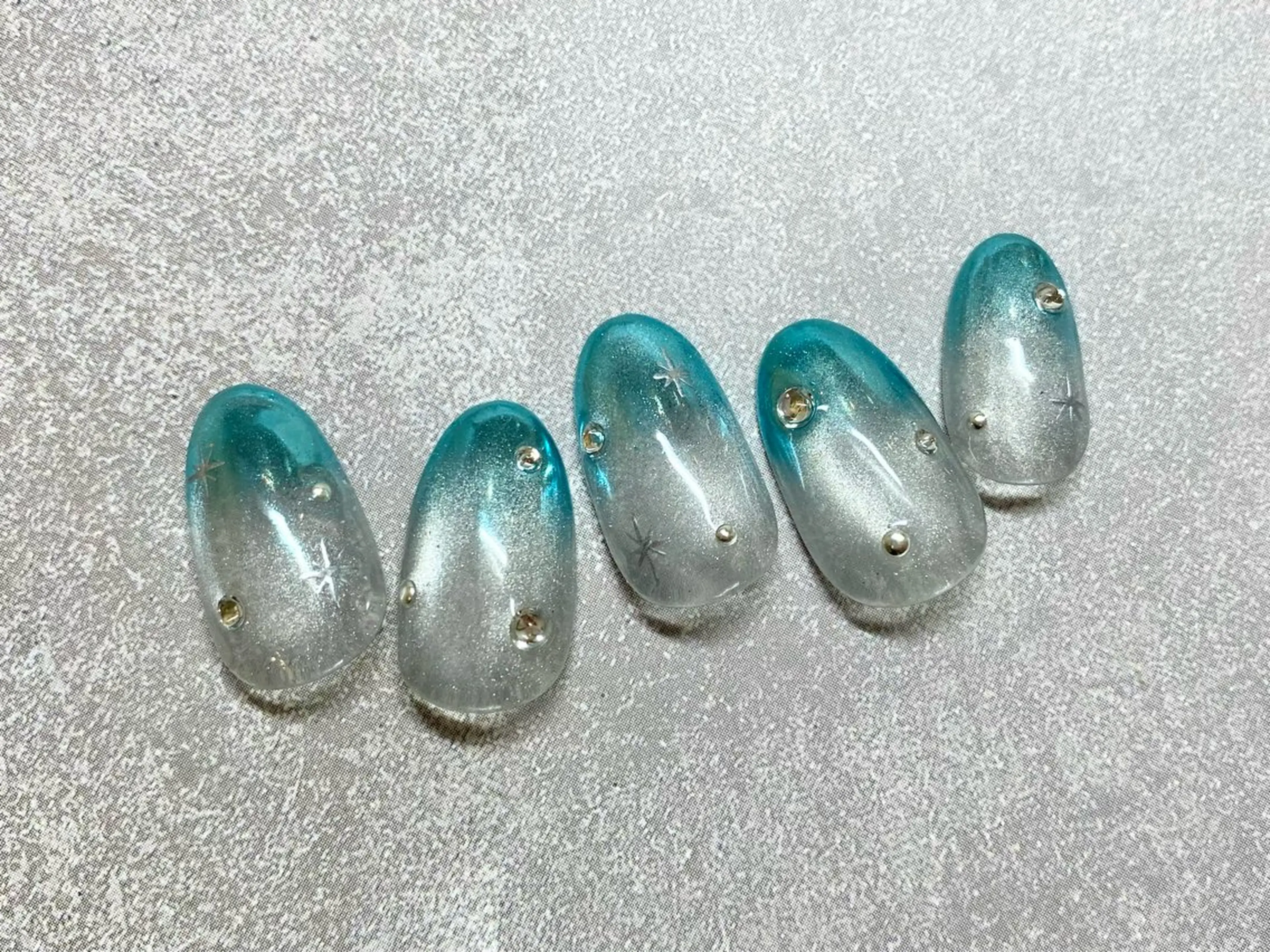 ネイル ハンドネイル フジタ エリカのネイルデザイン