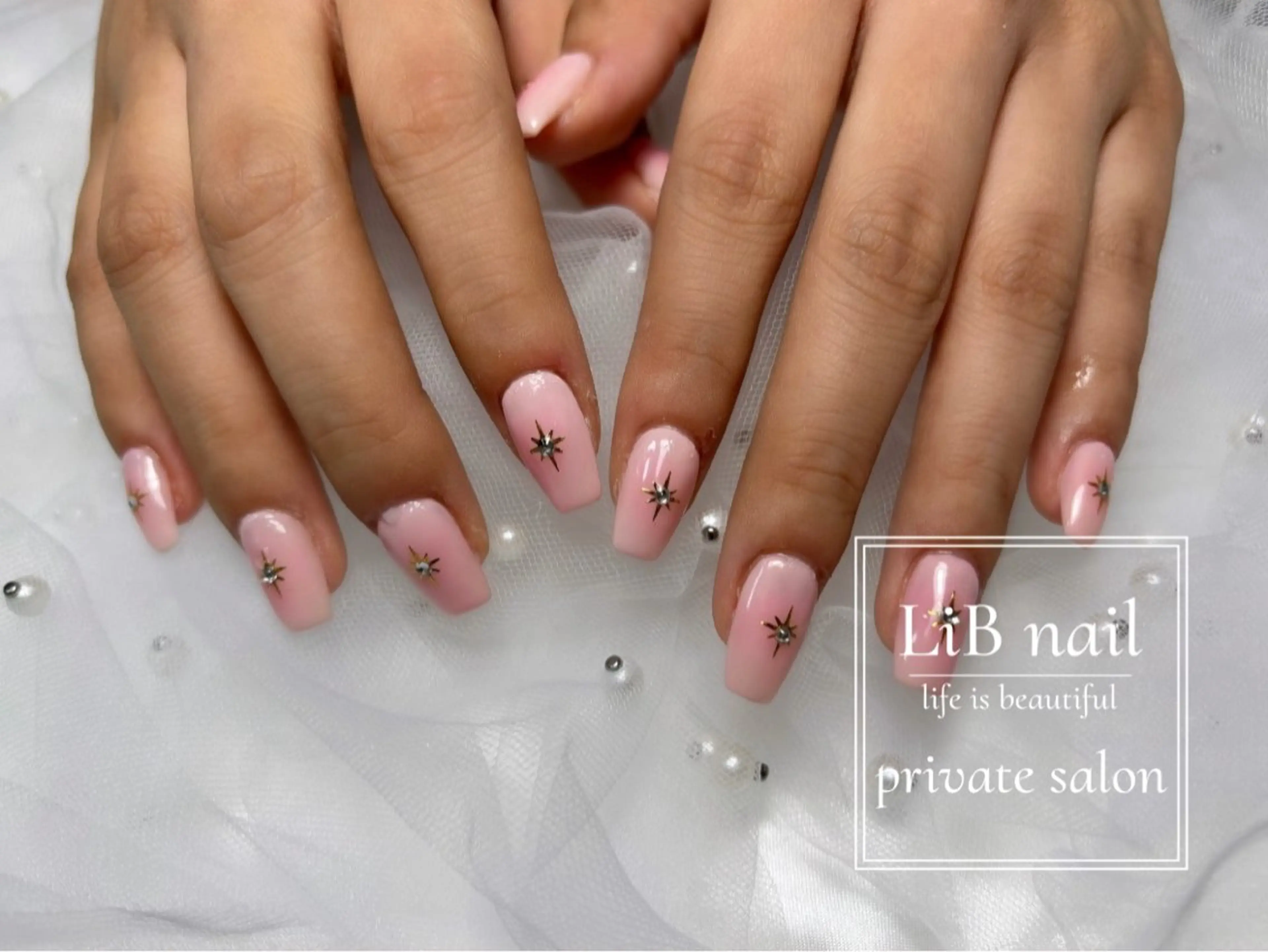 ネイル ハンドネイル LiB nailのネイルデザイン