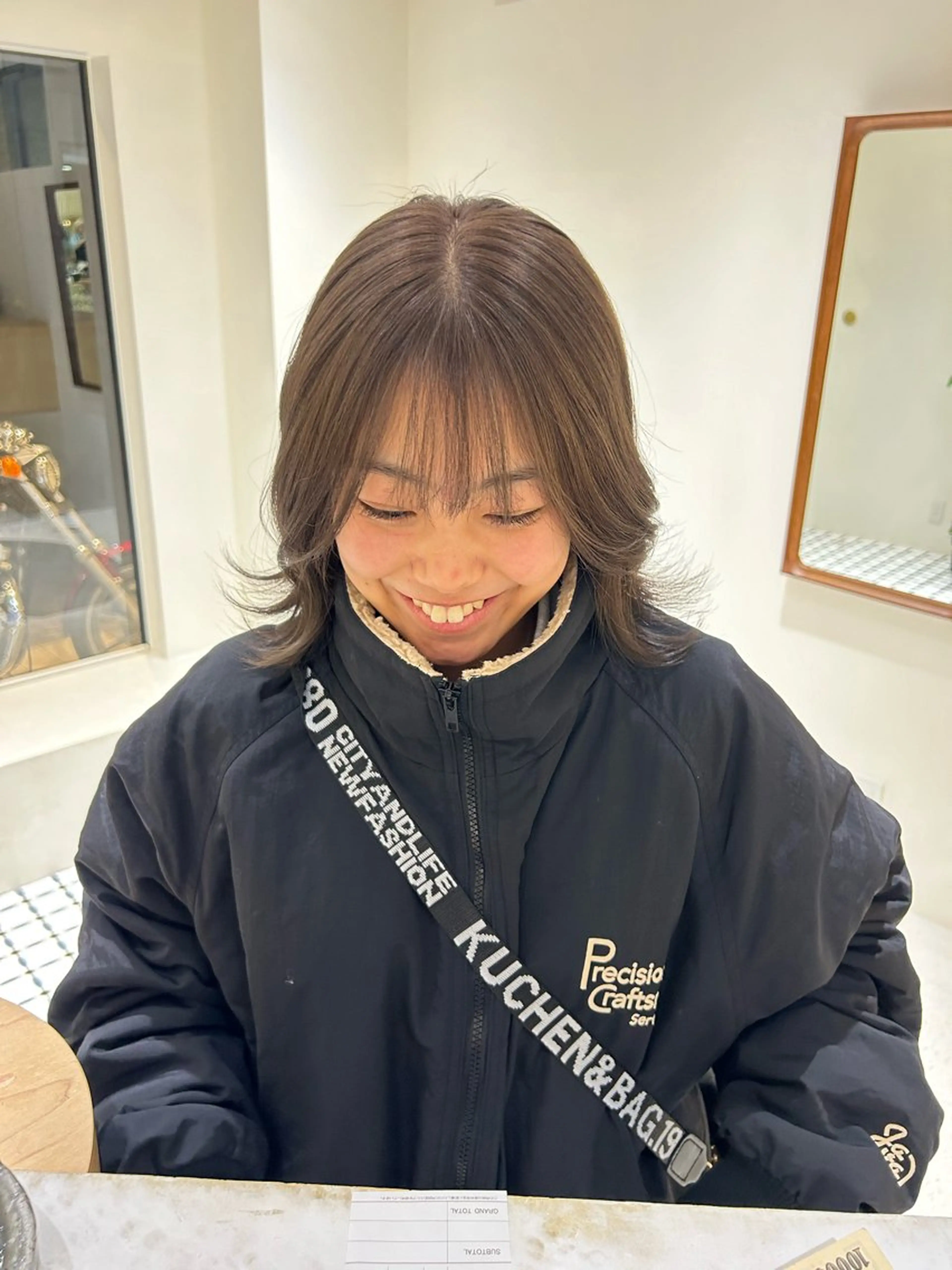 ミディアム 田中 樹奈のヘアスタイル