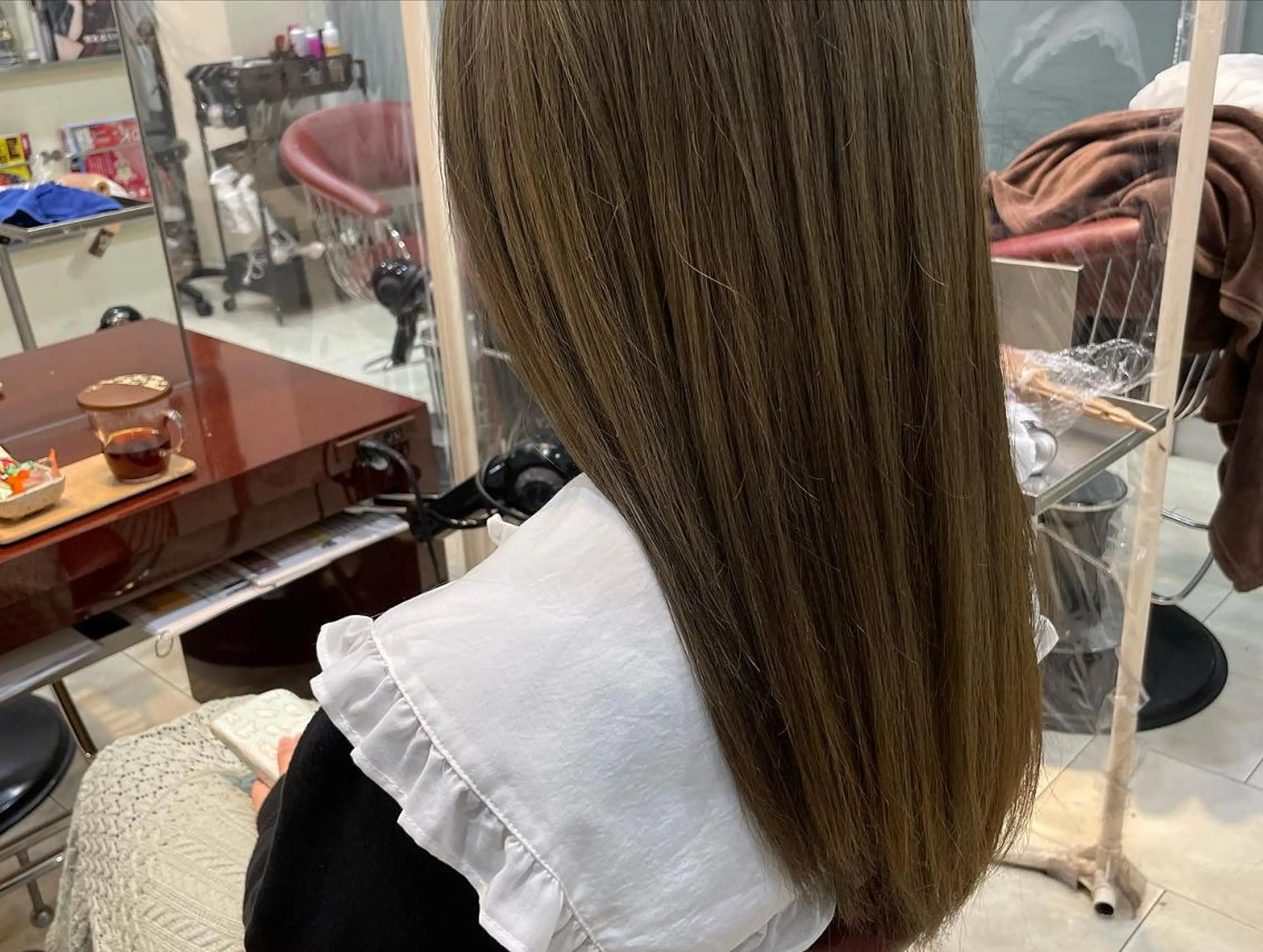 ミディアム カラー パーマ ヘアアレンジ メンズ キッズ マツエク・マツパ ケアカラー パリジェンヌラッシュリフト まつげパーマ エクステ 髪質改善 sara 荒井店のヘアスタイル