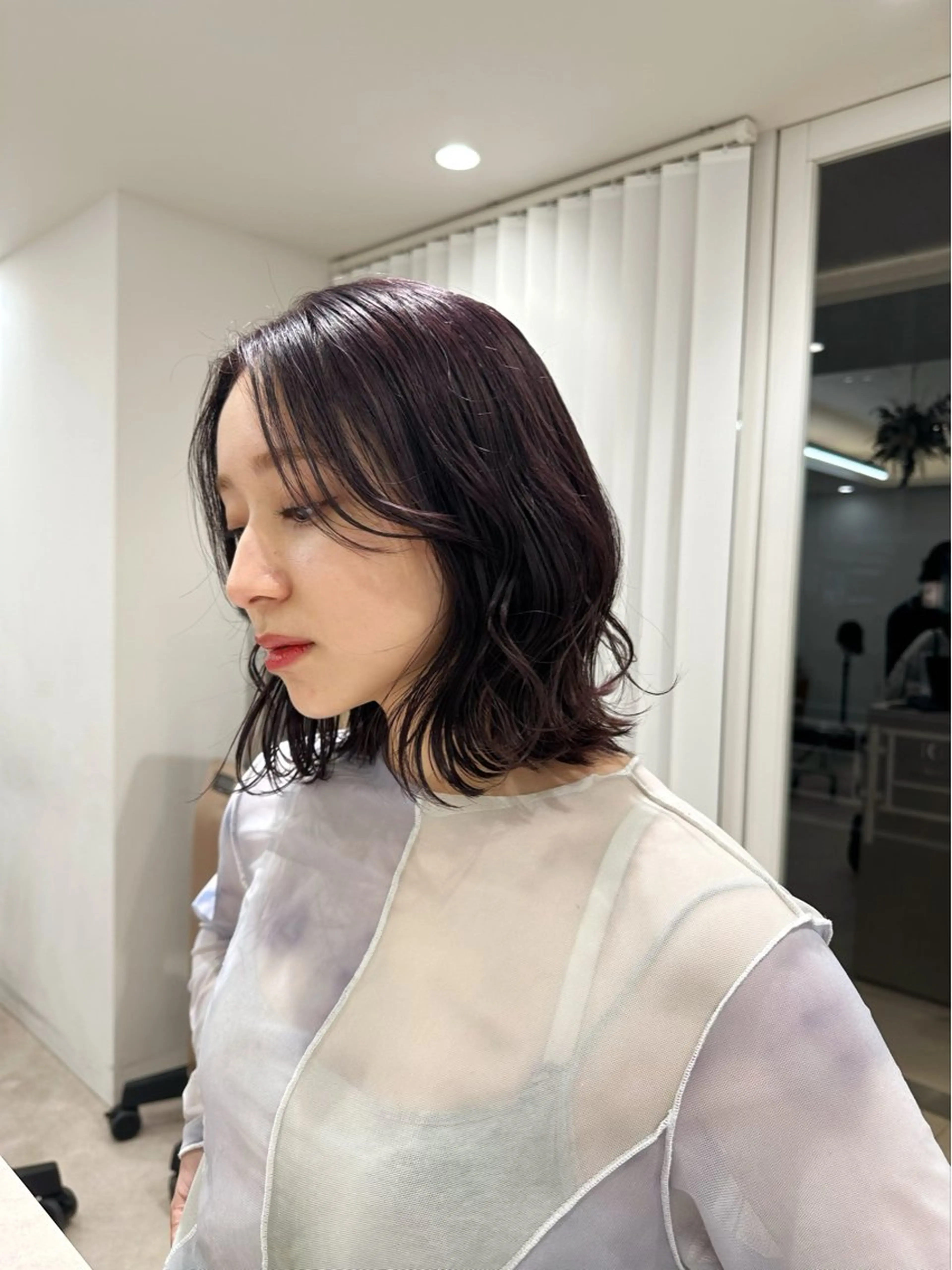 ミディアム カラー ヘアアレンジ パープルカラー 越後 遥/ 透明感カラー🪞🤍のヘアスタイル