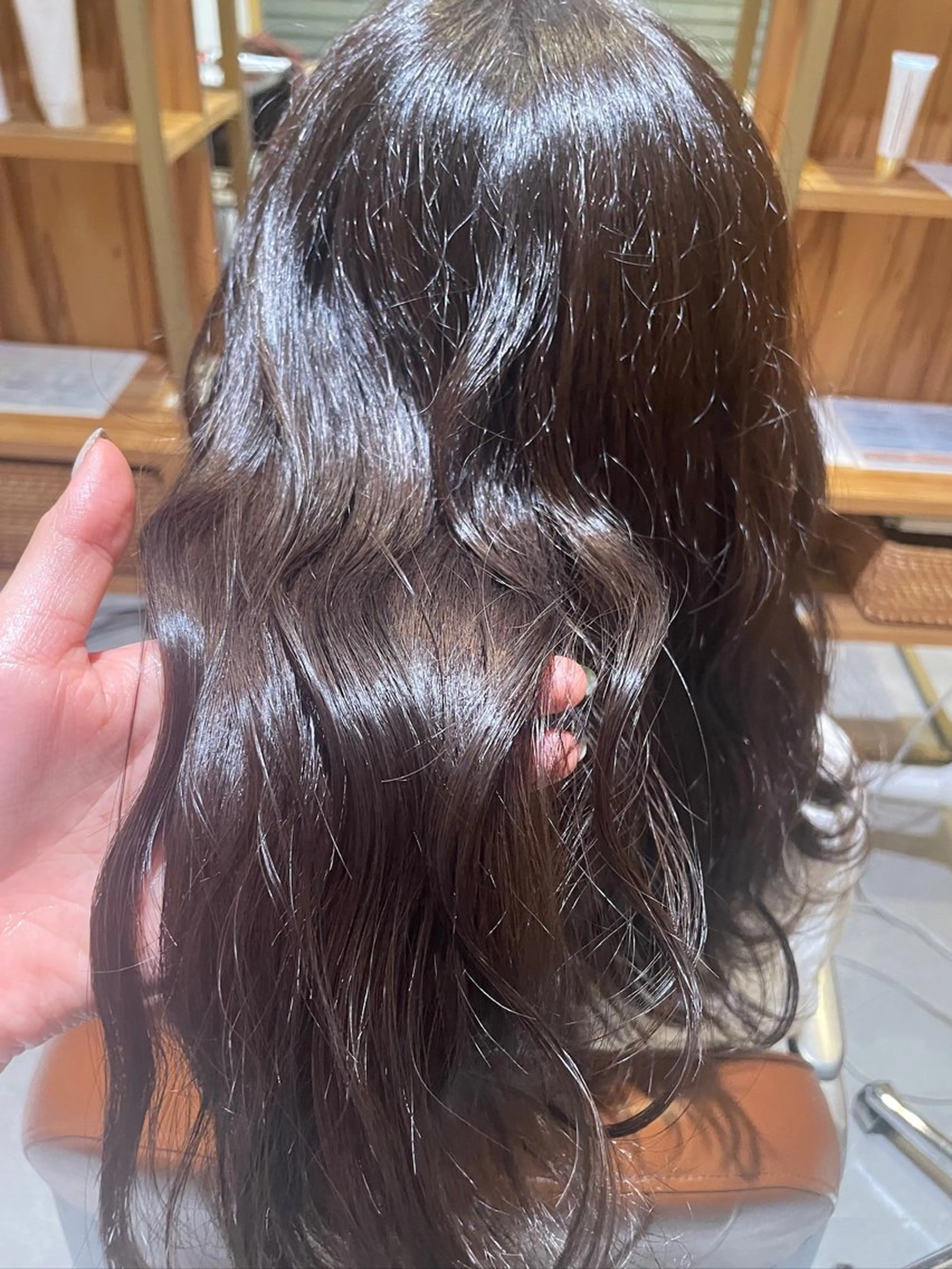 セミロング アッシュ アッシュブラウン 木田 絢子のヘアスタイル