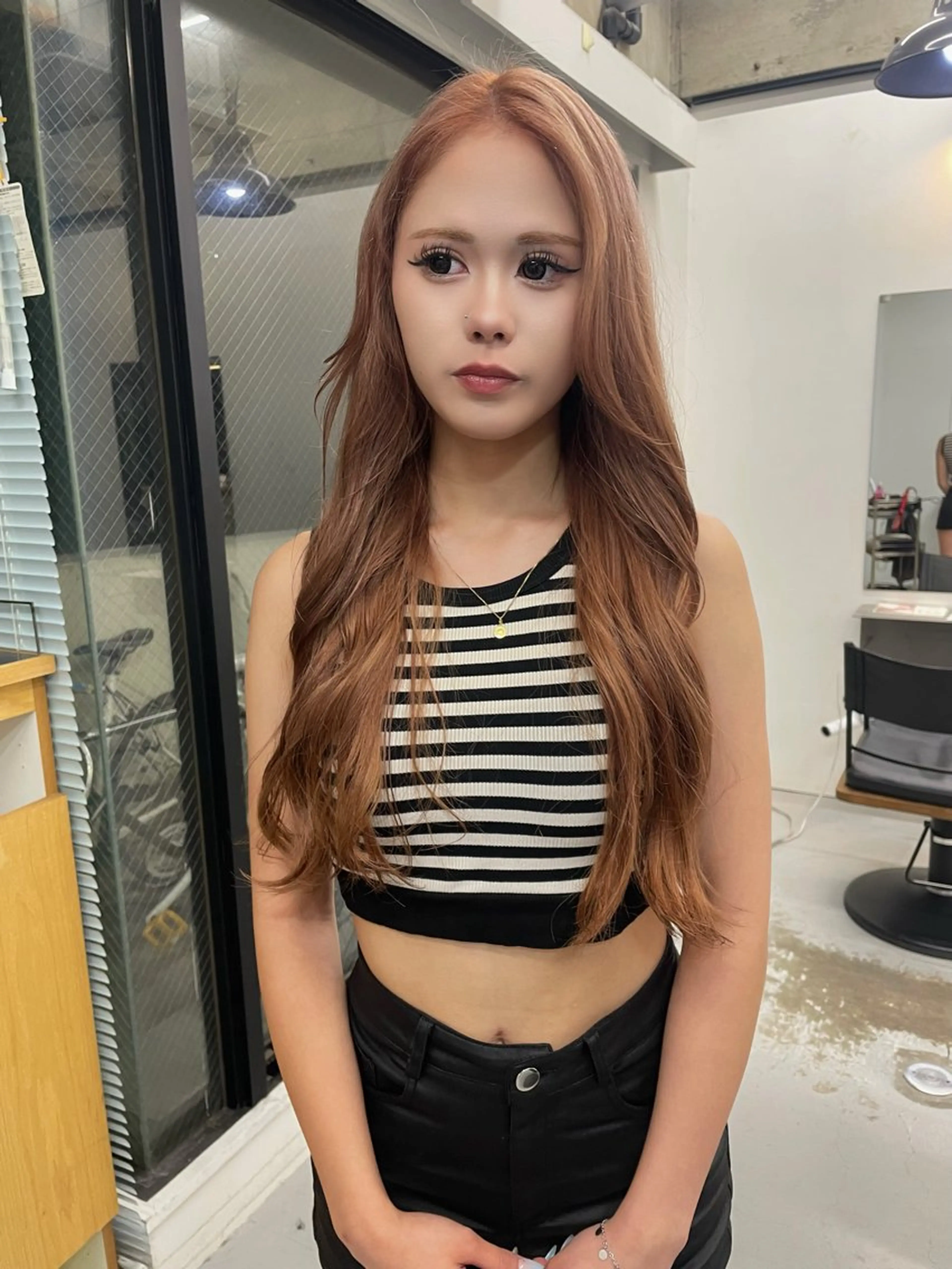 ロング カラー ピンクカラー ヘアカラー トリートメント カットモデル/ ハイトーン/ゆうあのヘアスタイル