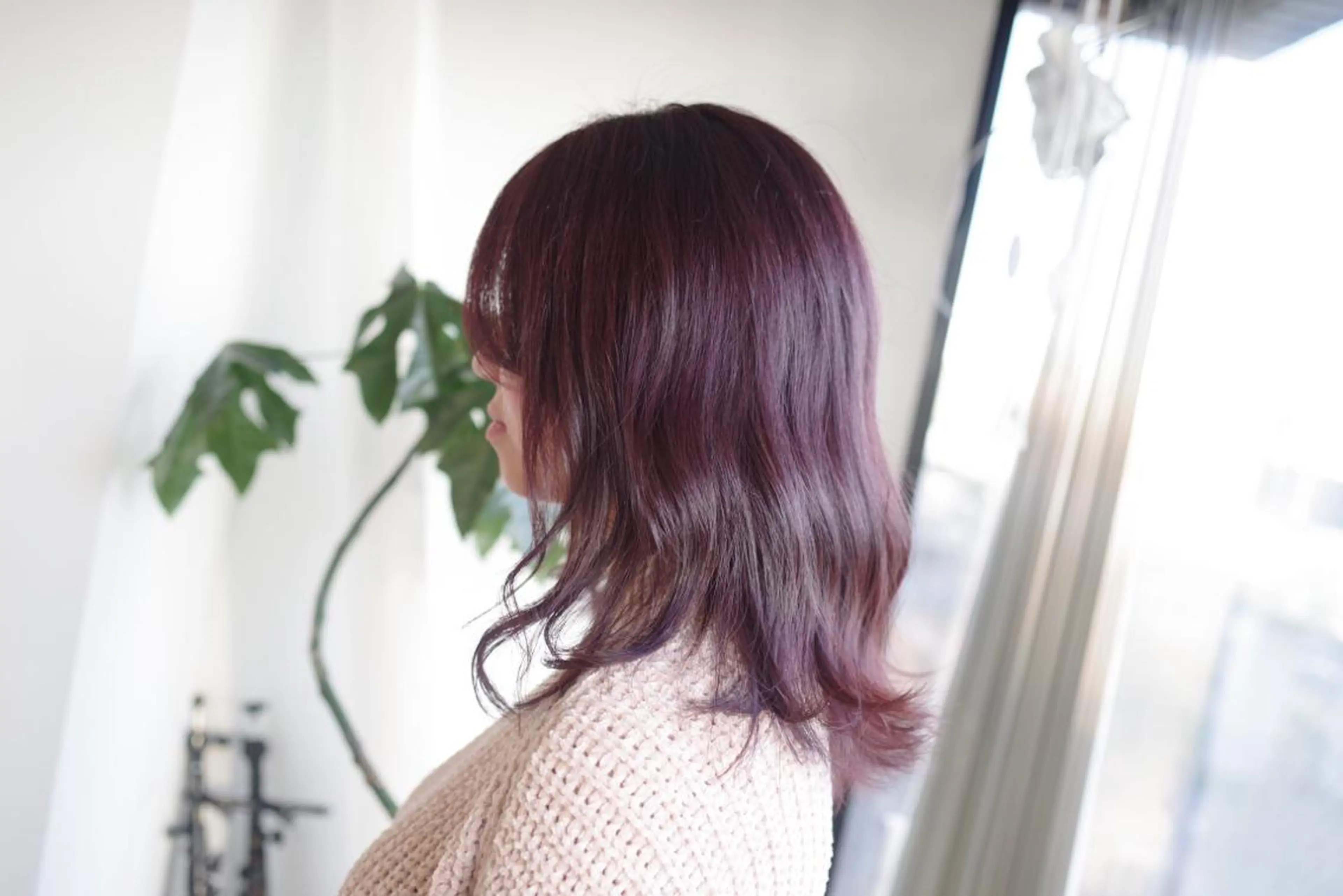 セミロング カラー ブリーチ ブリーチなしカラー ピンクカラー etore 矢場町 南沙希のヘアスタイル