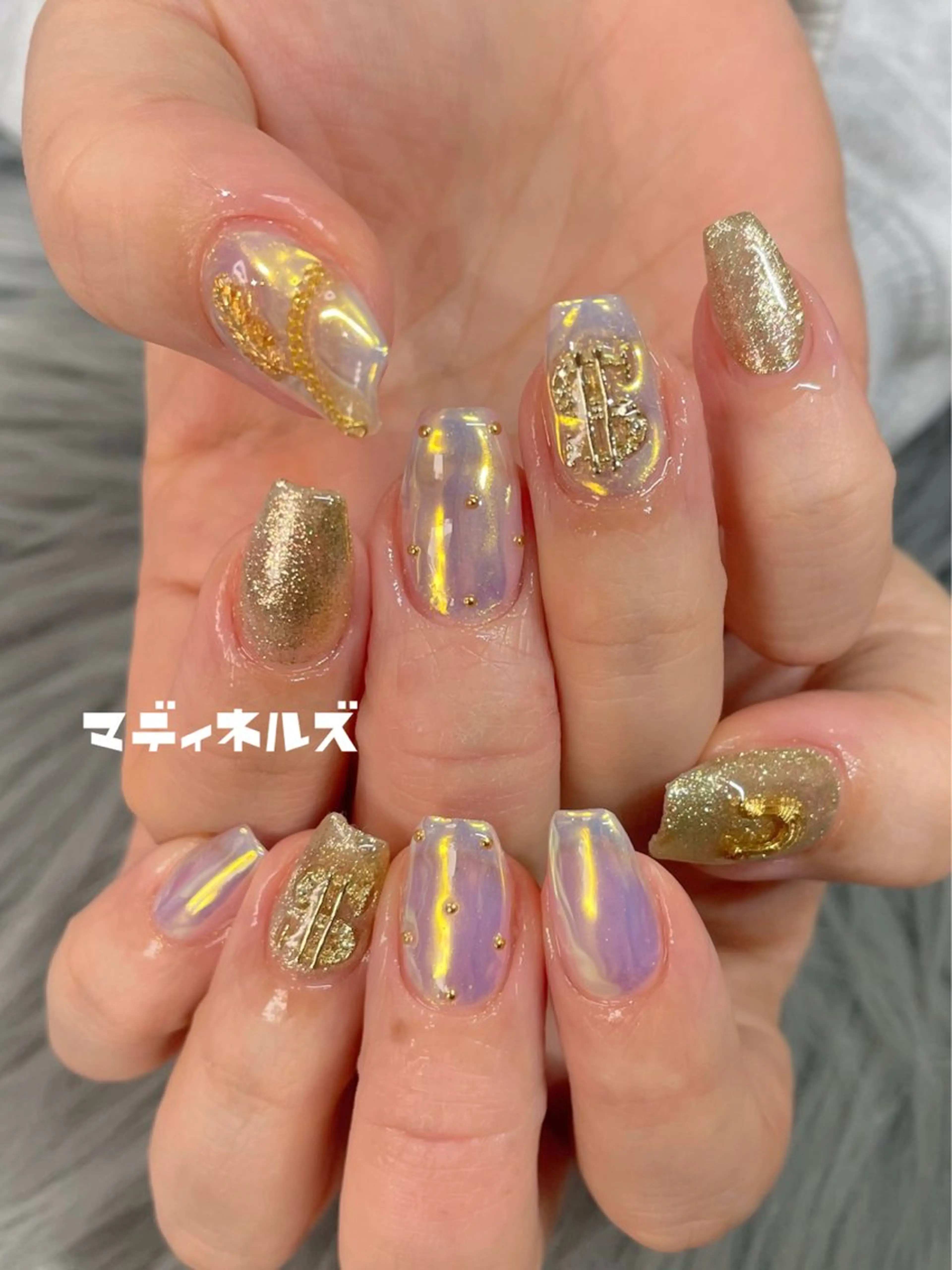 ネイル MADDYNAILS ✴︎柏痛ネイルのネイルデザイン