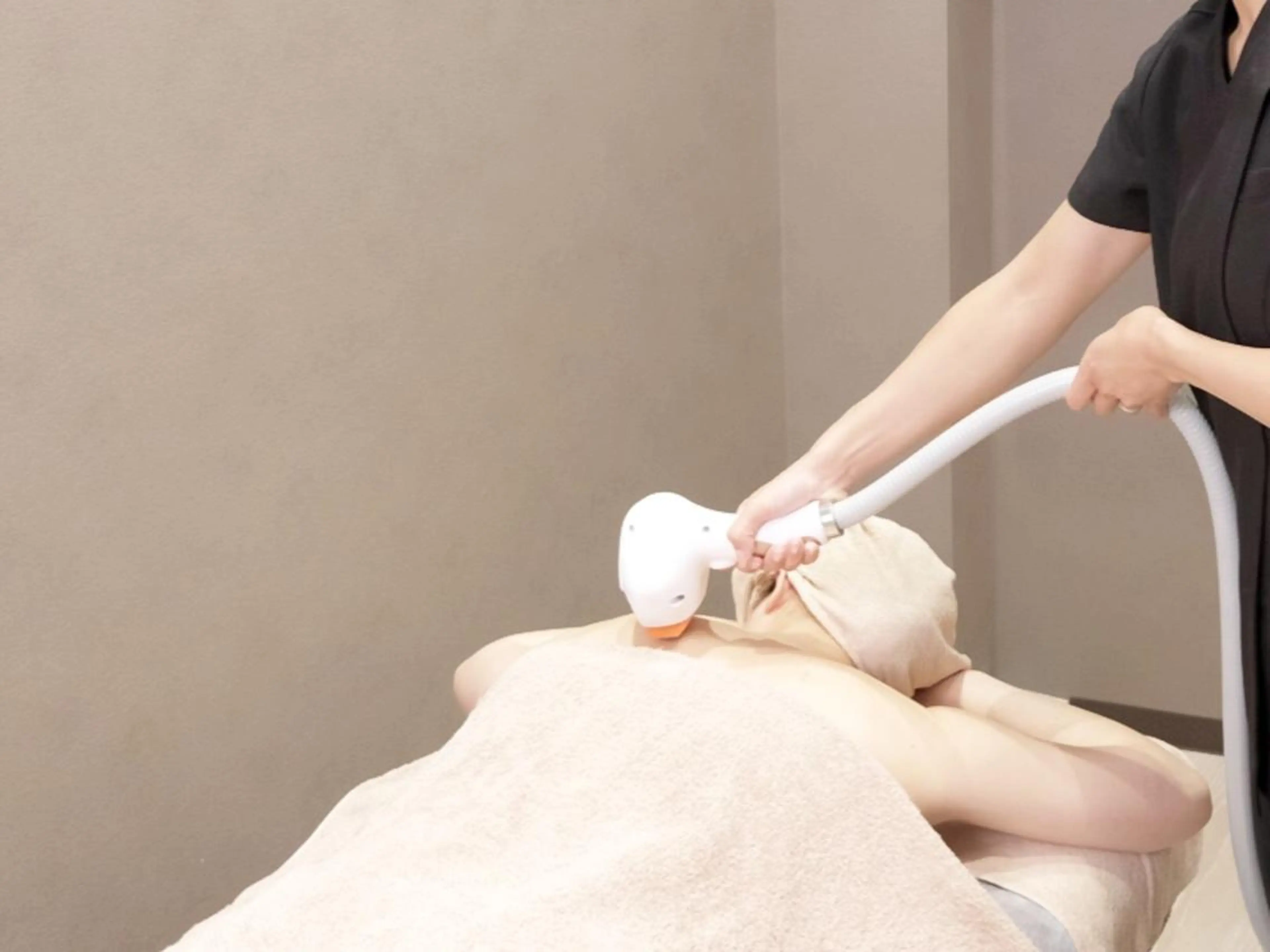 美肌脱毛ｉ ｜泉大津のエステ・リラクイメージ