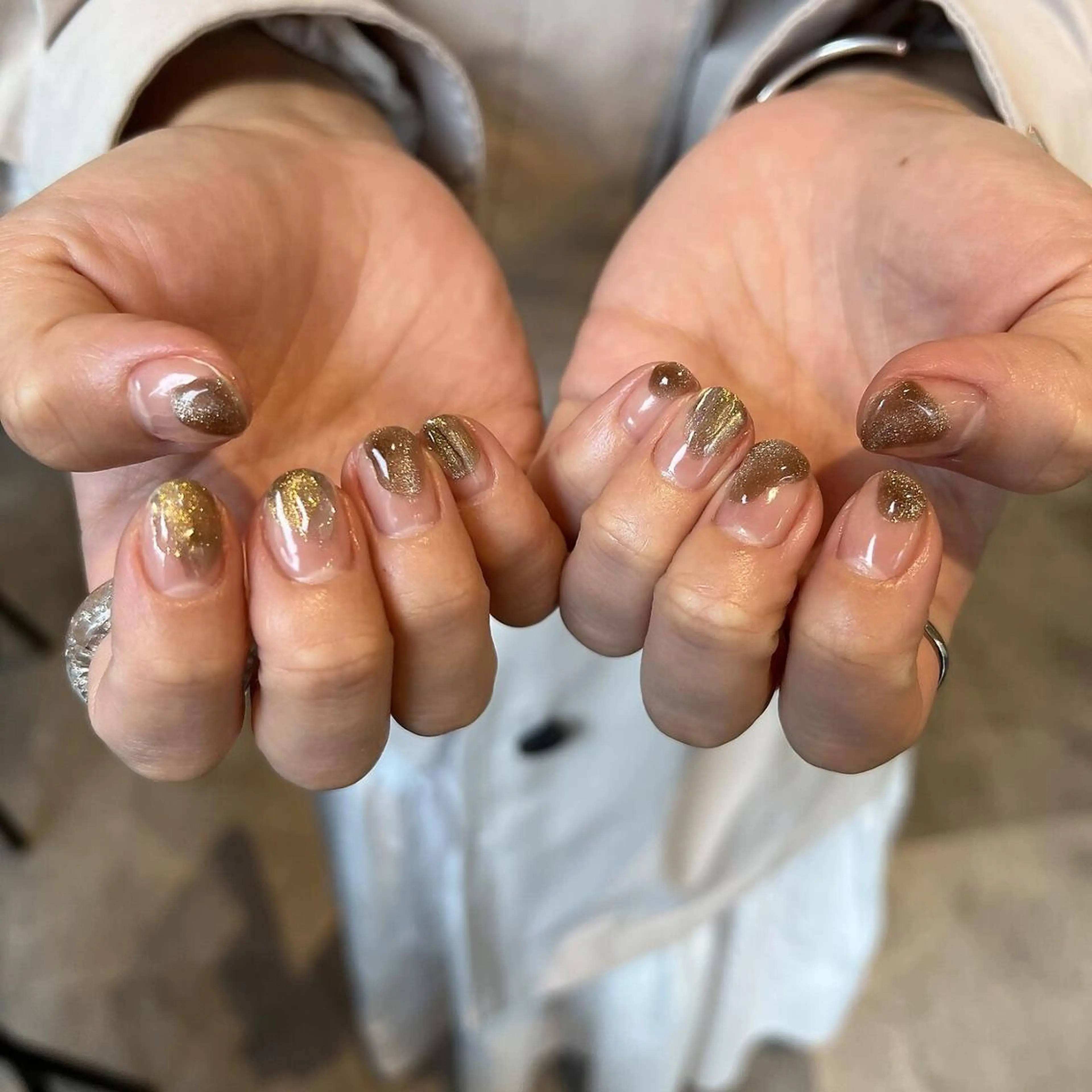 ネイル フレンチネイル ジェルネイル ガラスフレンチ グラデーション マグネットネイル ハンドネイル 【パラジェル認定】 newiネイル京橋のネイルデザイン