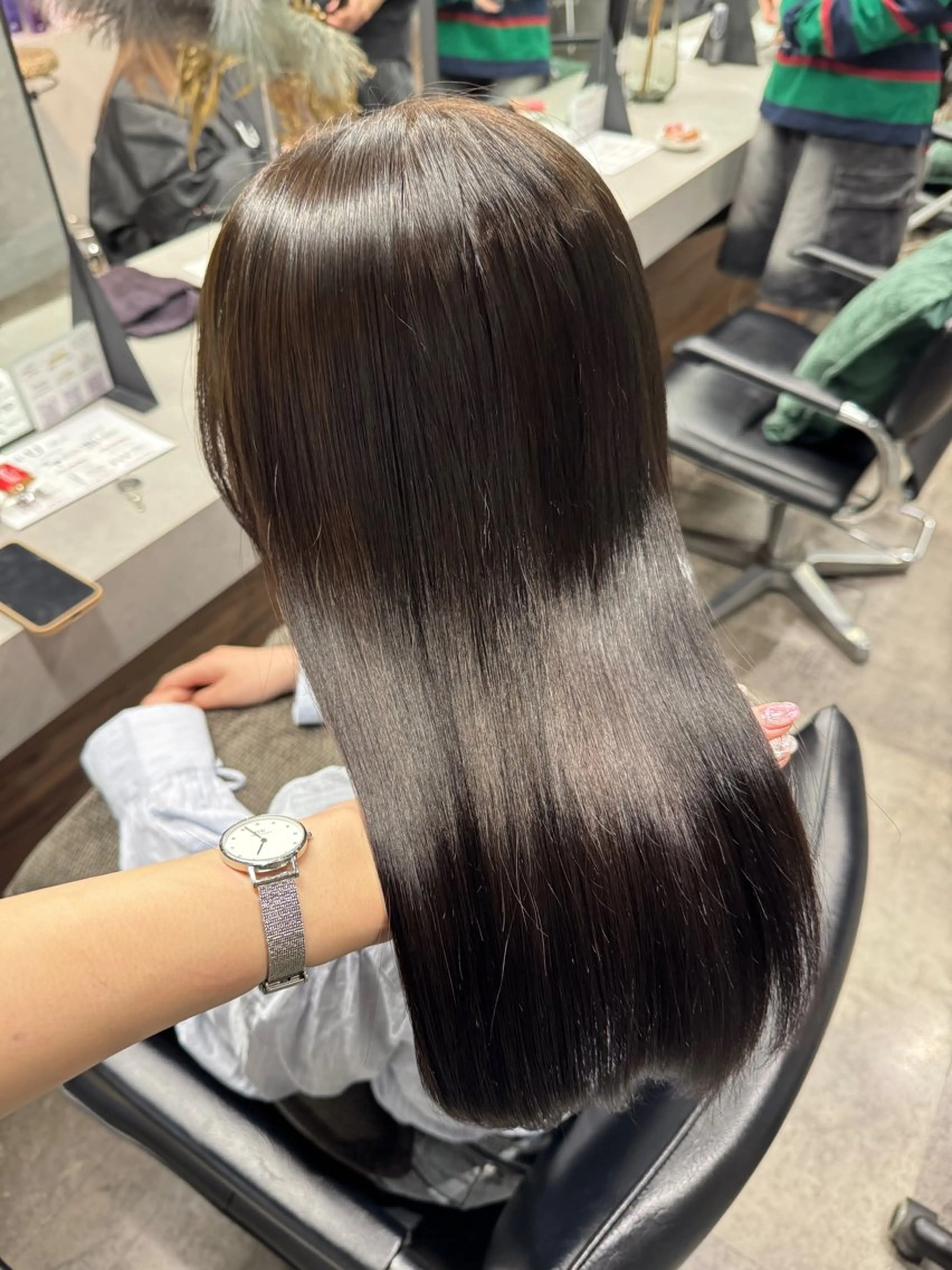 セミロング カット ヘアカラー 縮毛矯正 髪質改善/艶髪 MINAMIのヘアスタイル