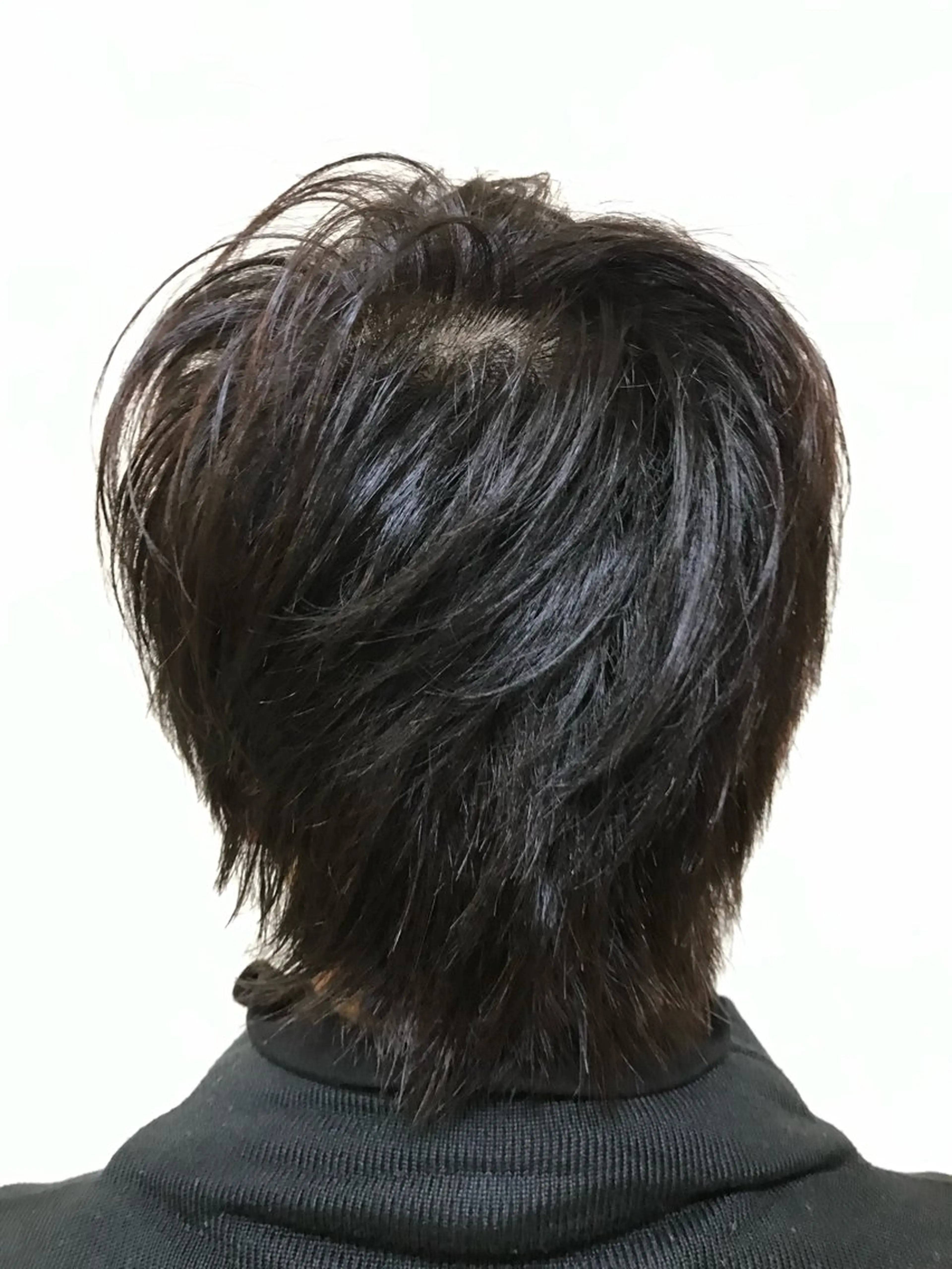 ショート カラー 横田  尚登のヘアスタイル