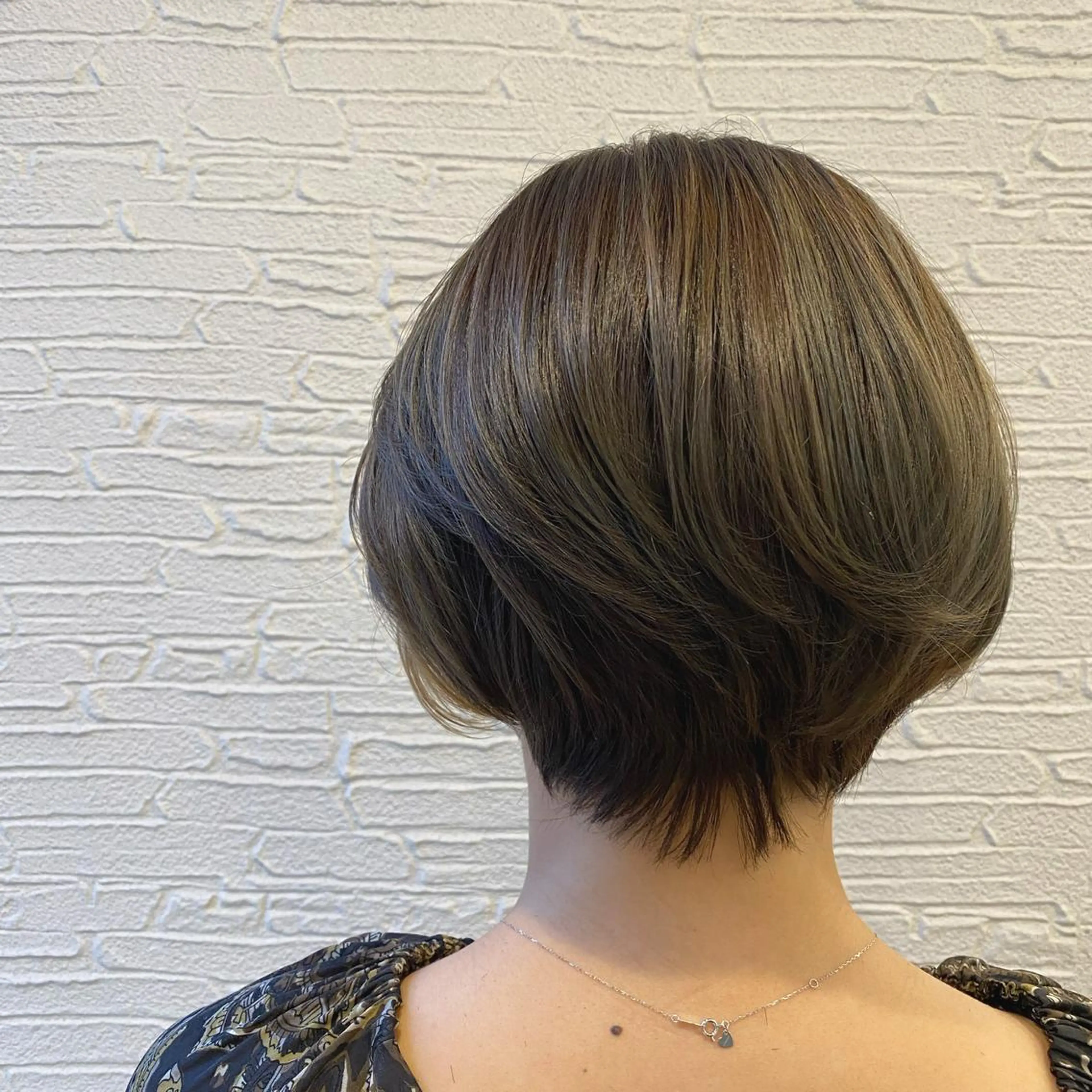 ショート カラー 艶感🫧透明感カラー YUKARIのヘアスタイル