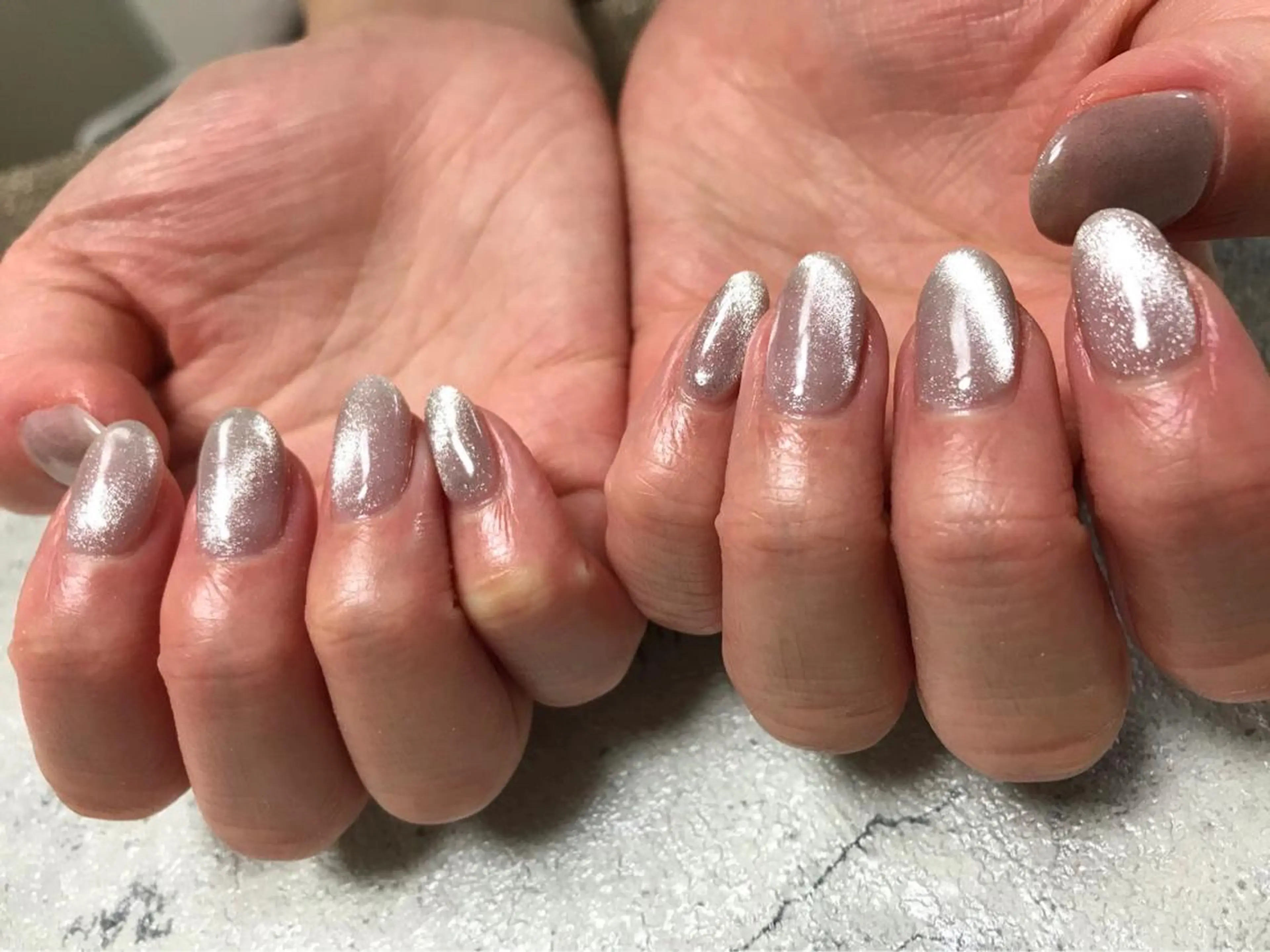 ネイル オーロラネイル フラワーネイル フットネイル フレンチネイル ジェルネイル kikinail 溝の口のネイルデザイン