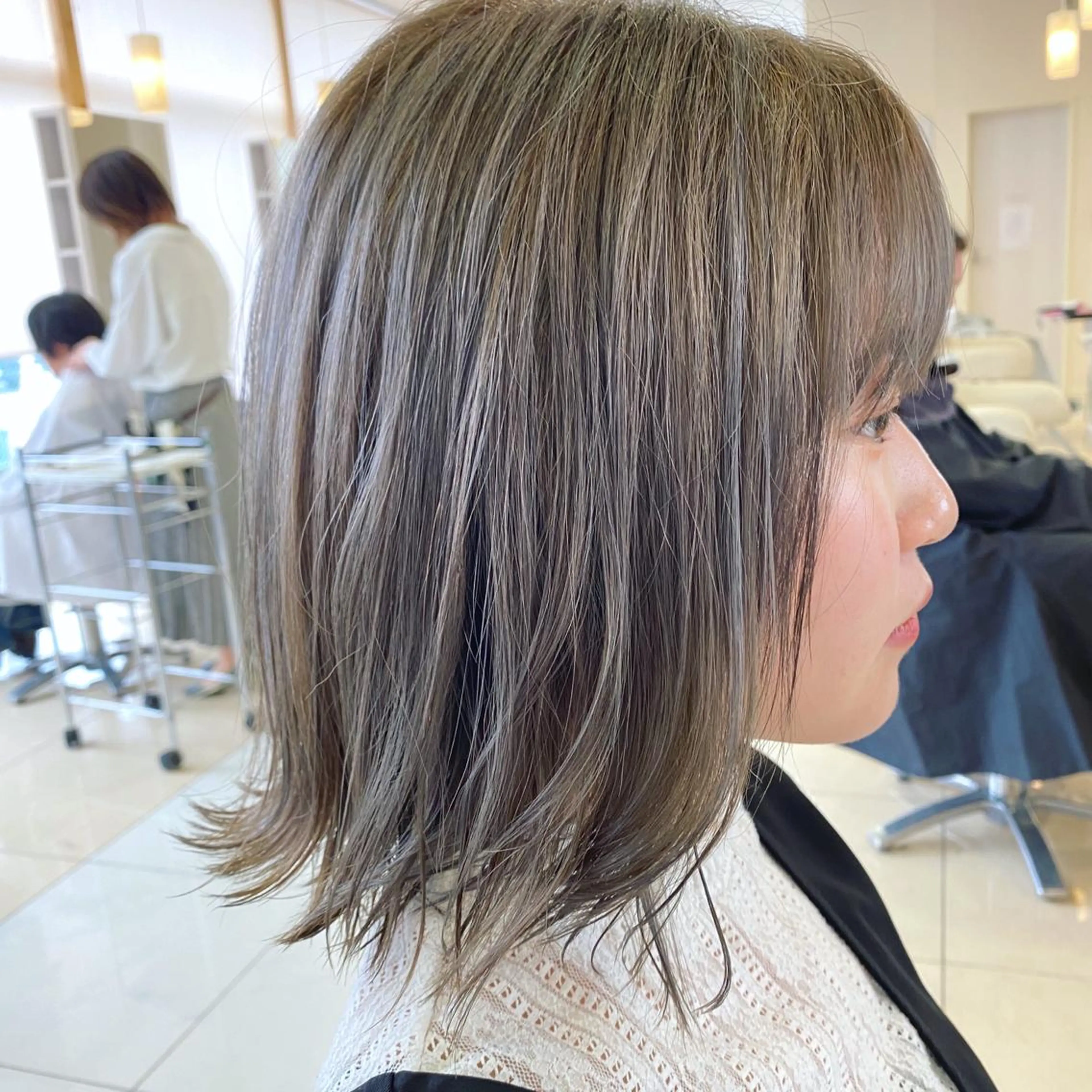 カラー 牧野 佳樹のヘアスタイル