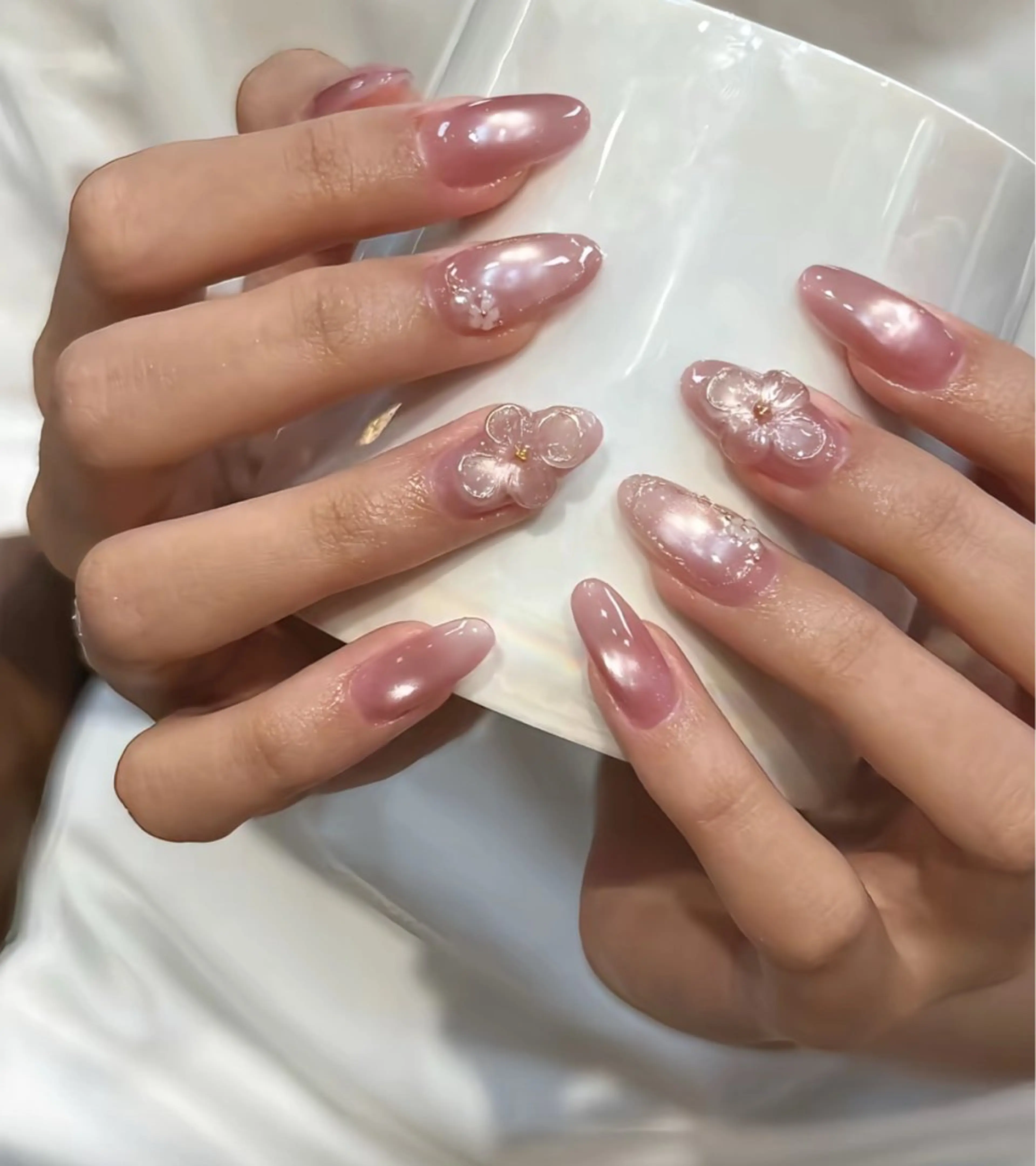 ネイル チークネイル フレンチネイル グラデーション 韓国ネイル マグネットネイル Hana Nailのネイルデザイン