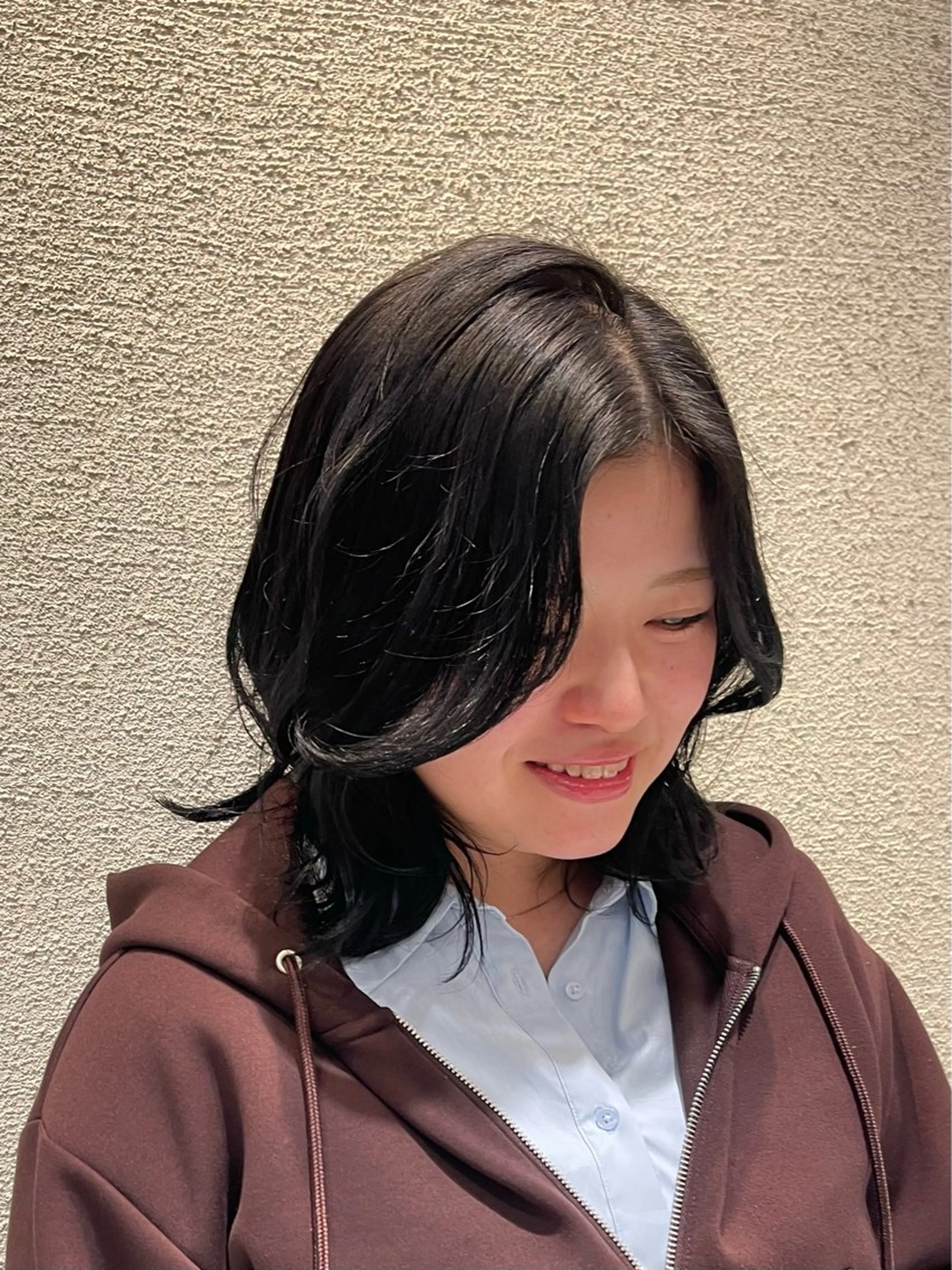 ミディアム カラー 前田 彩良のヘアスタイル