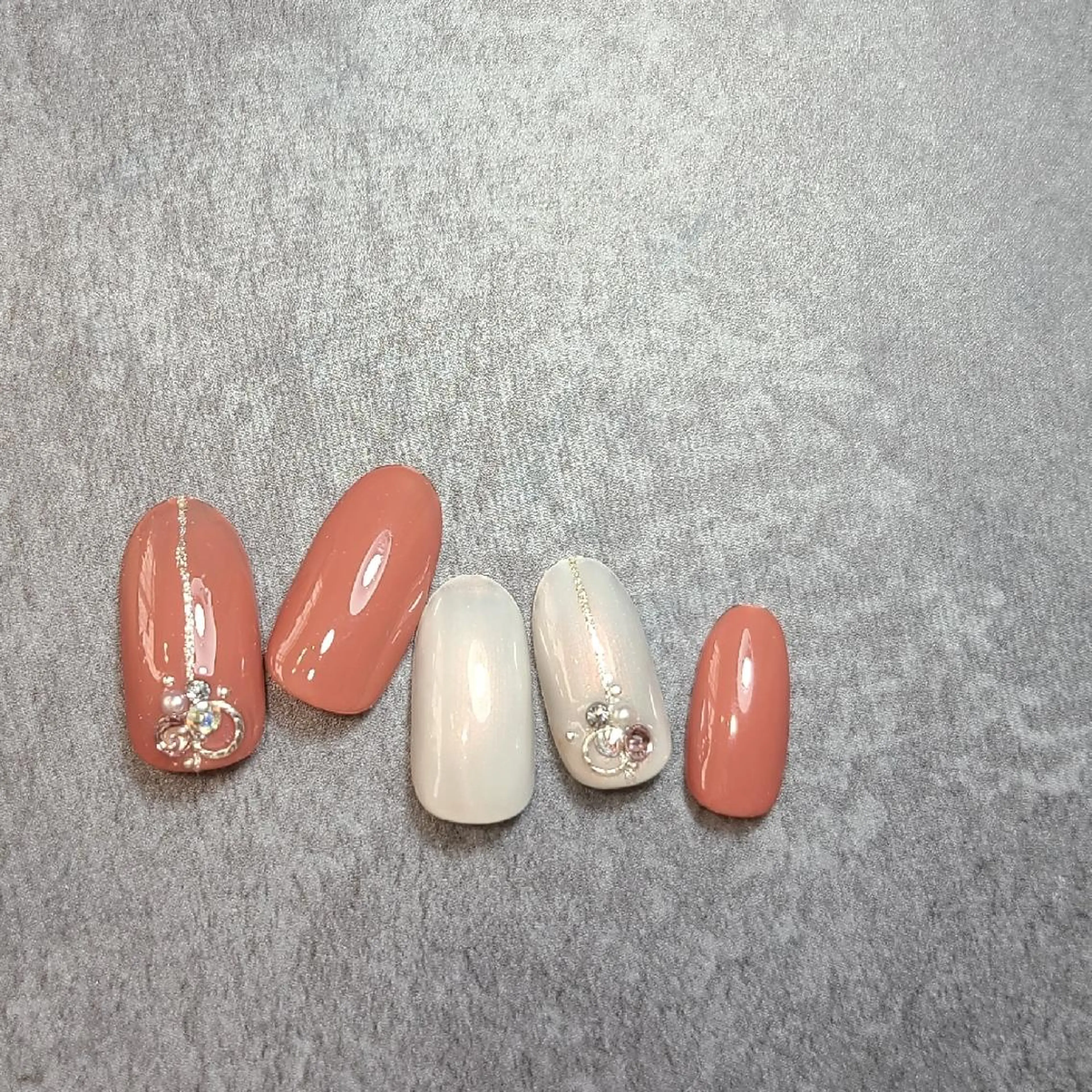 ネイル シンプルネイル ハンドネイル NOGUCHI  KANAのネイルデザイン