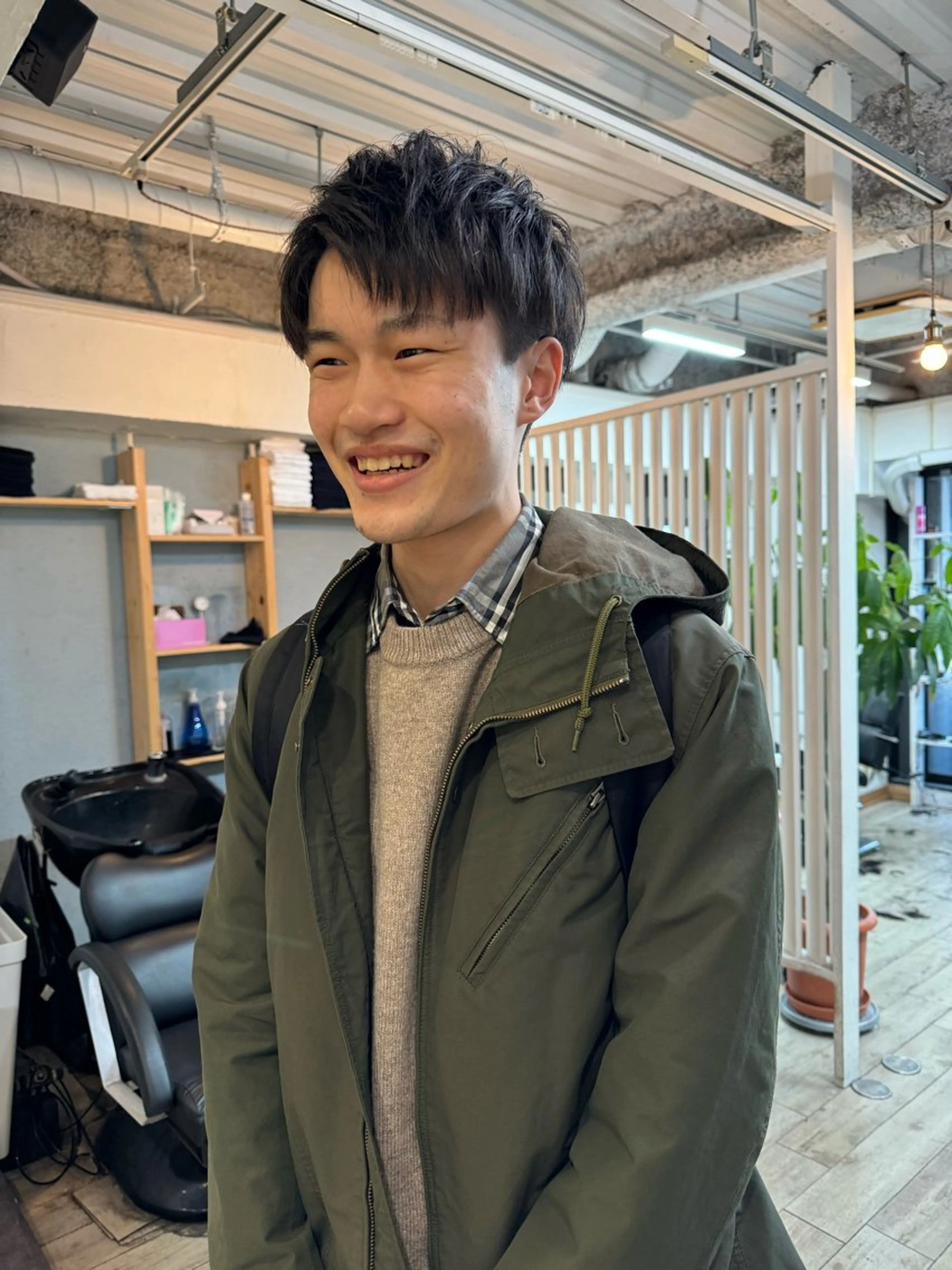 カラー パーマ メンズ アップバング センターパート マッシュ メンズパーマ スパイキーショート 【池袋/スパイキー ショート】ⓝⓘⓜⓤのヘアスタイル