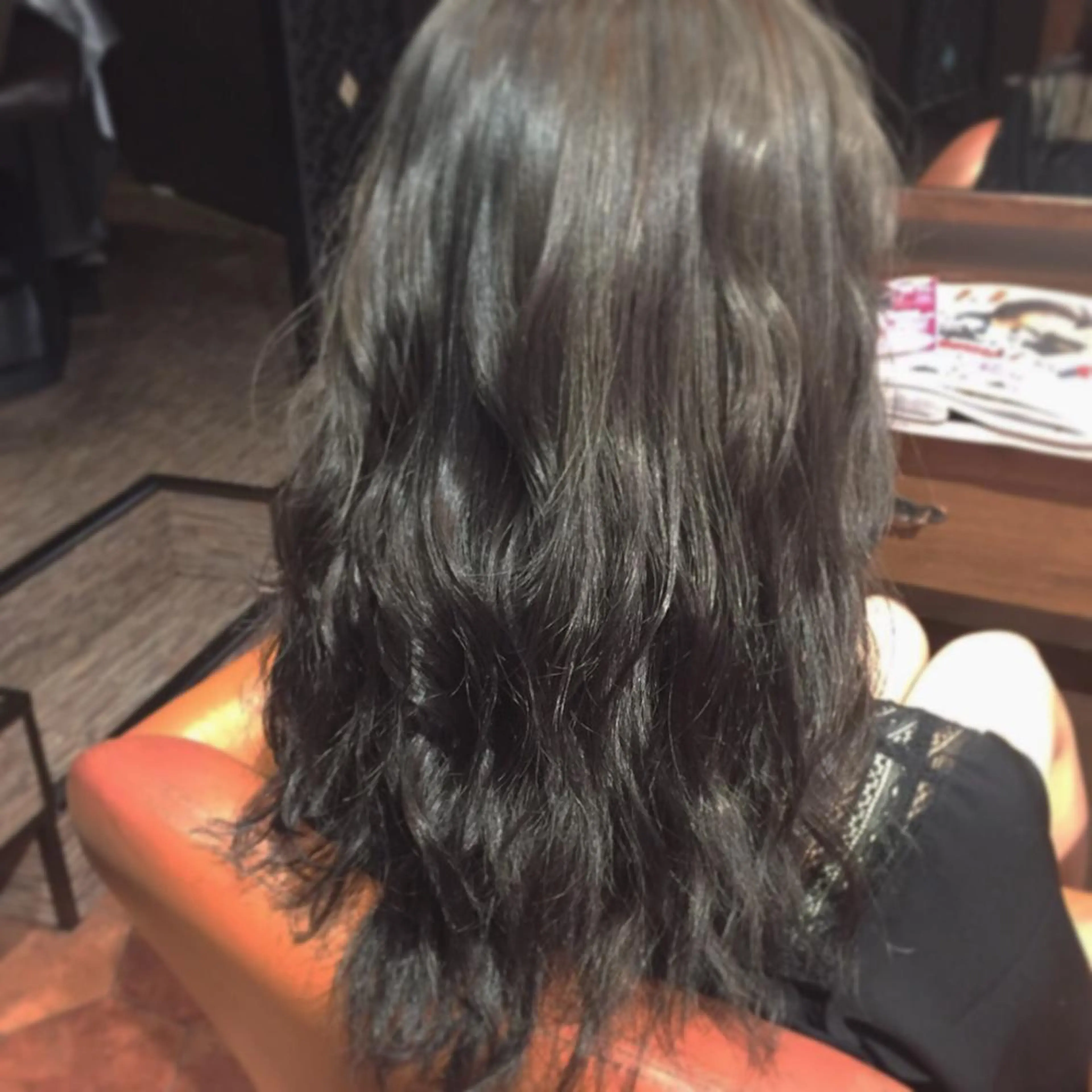 ミディアム セミロング カラー kazufumi ..のヘアスタイル