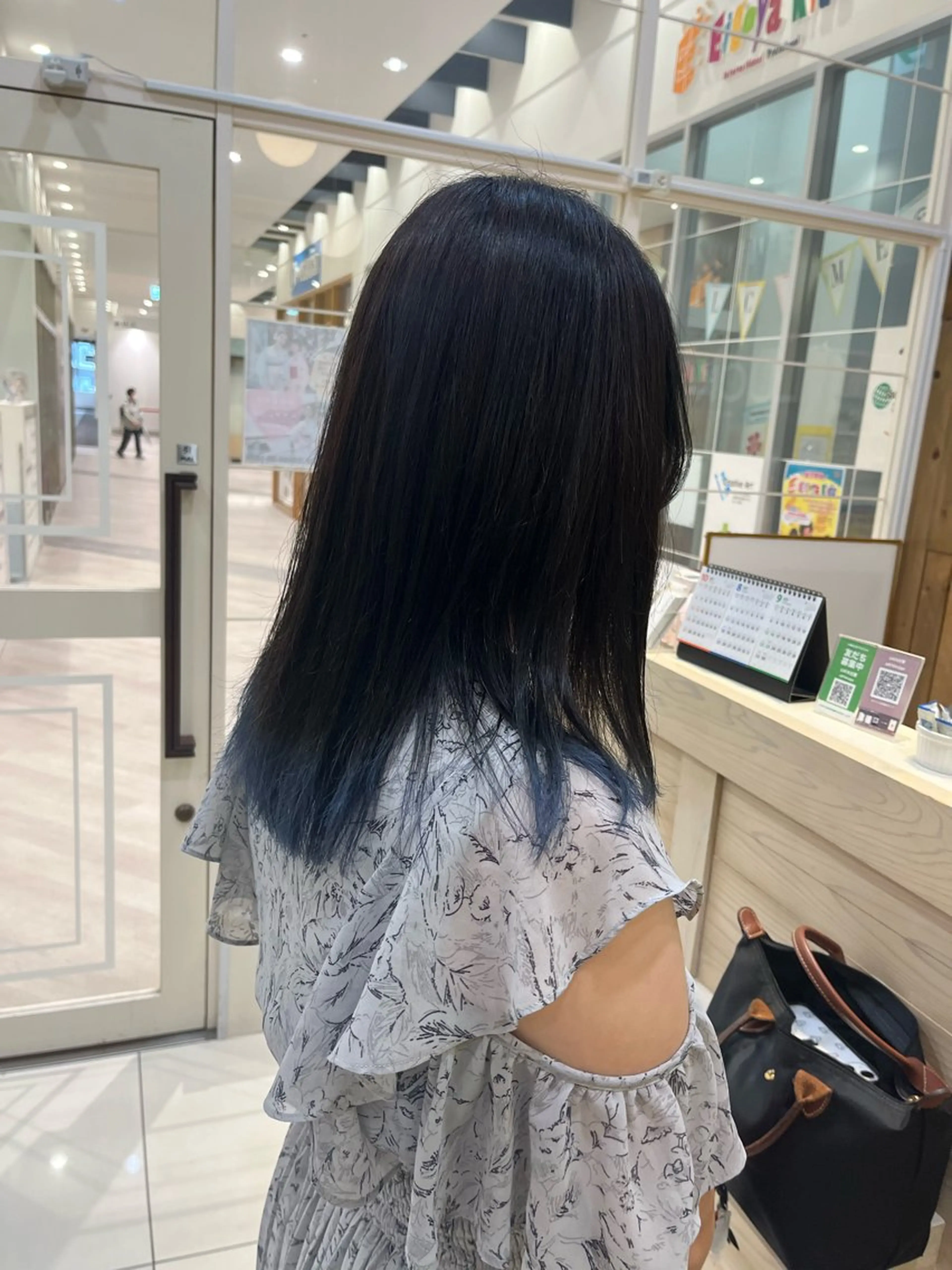 ミディアム カラー ヘアカラー ヘアアレンジ 裾カラー/Aya🥀のヘアスタイル