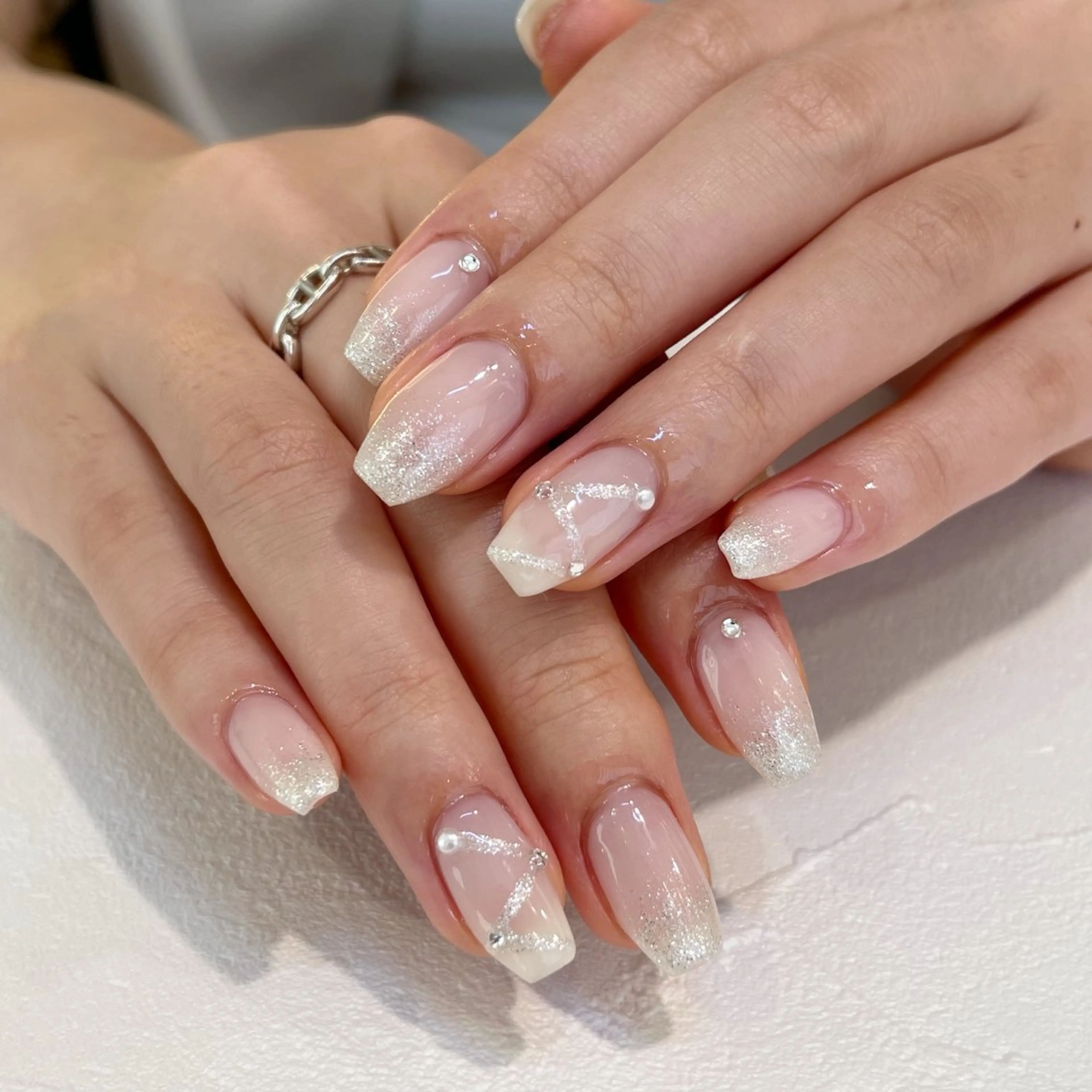 ネイル ハンドネイル 鈴木 里奈のネイルデザイン