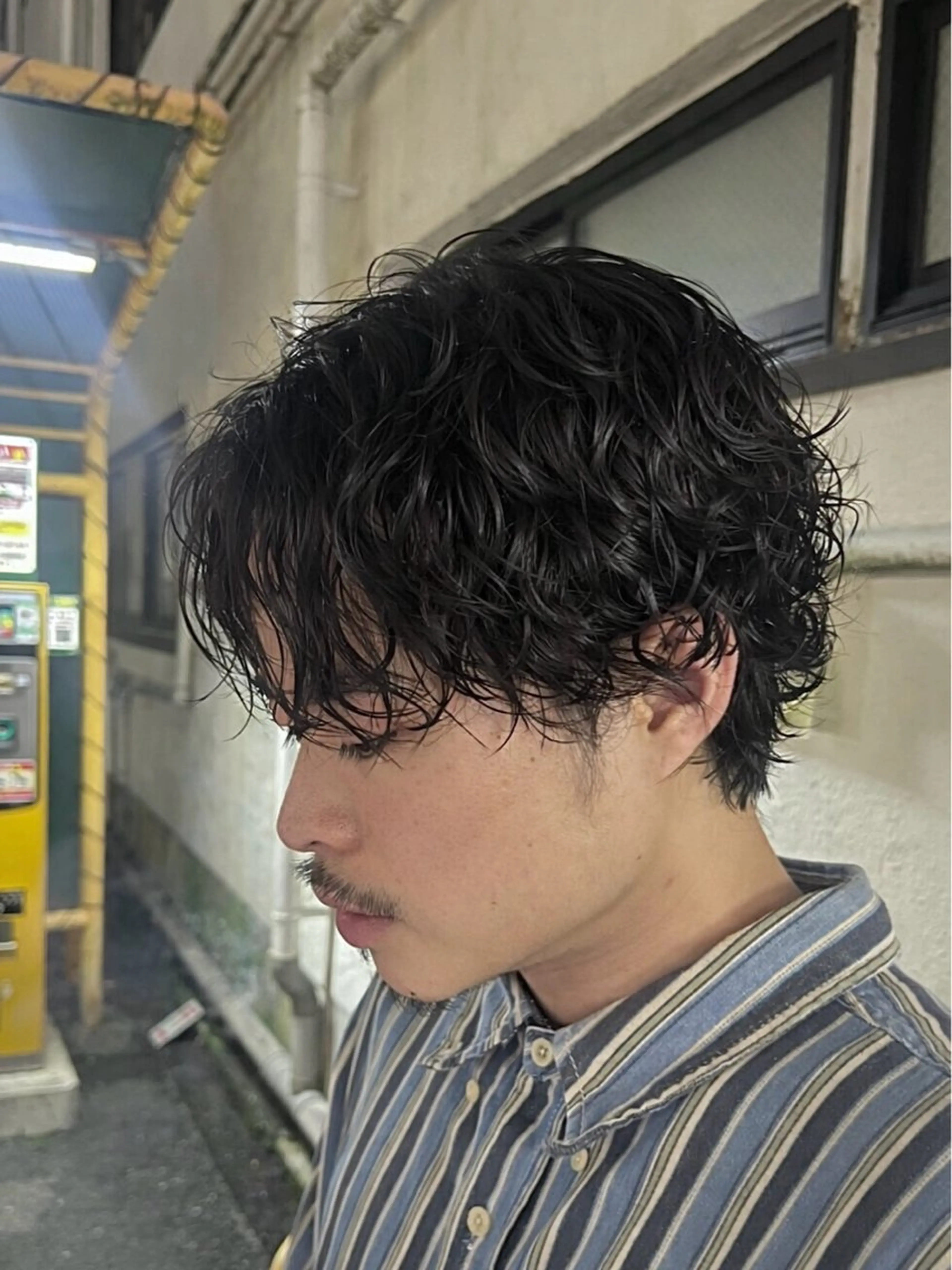 ミディアム パーマ メンズ ミディアムパーマ メンズパーマ カット パーマ トリートメント ケンシロウ メンズパーマ特化⭕️のヘアスタイル