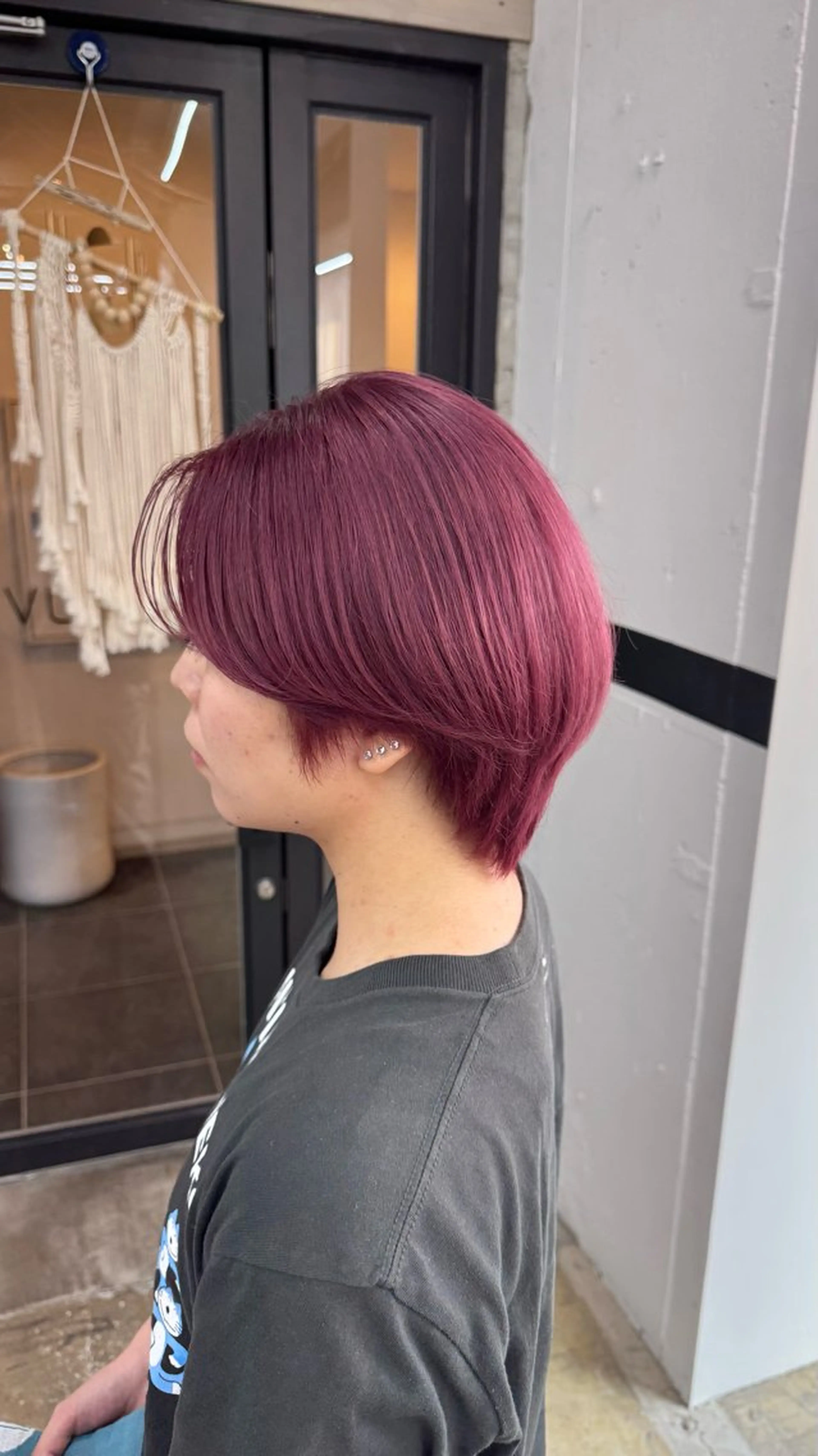 ショート ヘアカラー トリートメント MAUVE MIYUのヘアスタイル