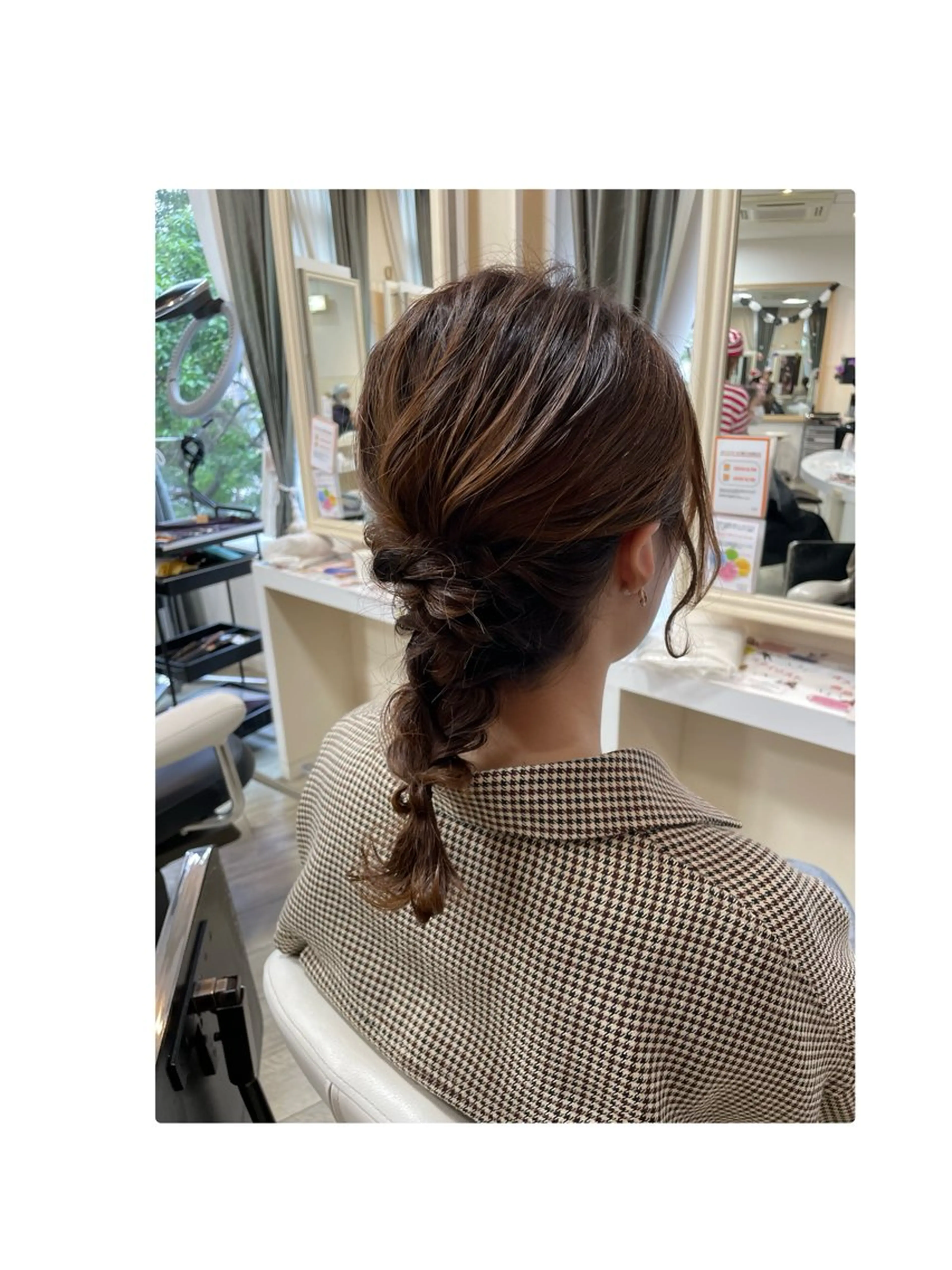 セミロング ヘアアレンジ 豊田 智美のヘアスタイル