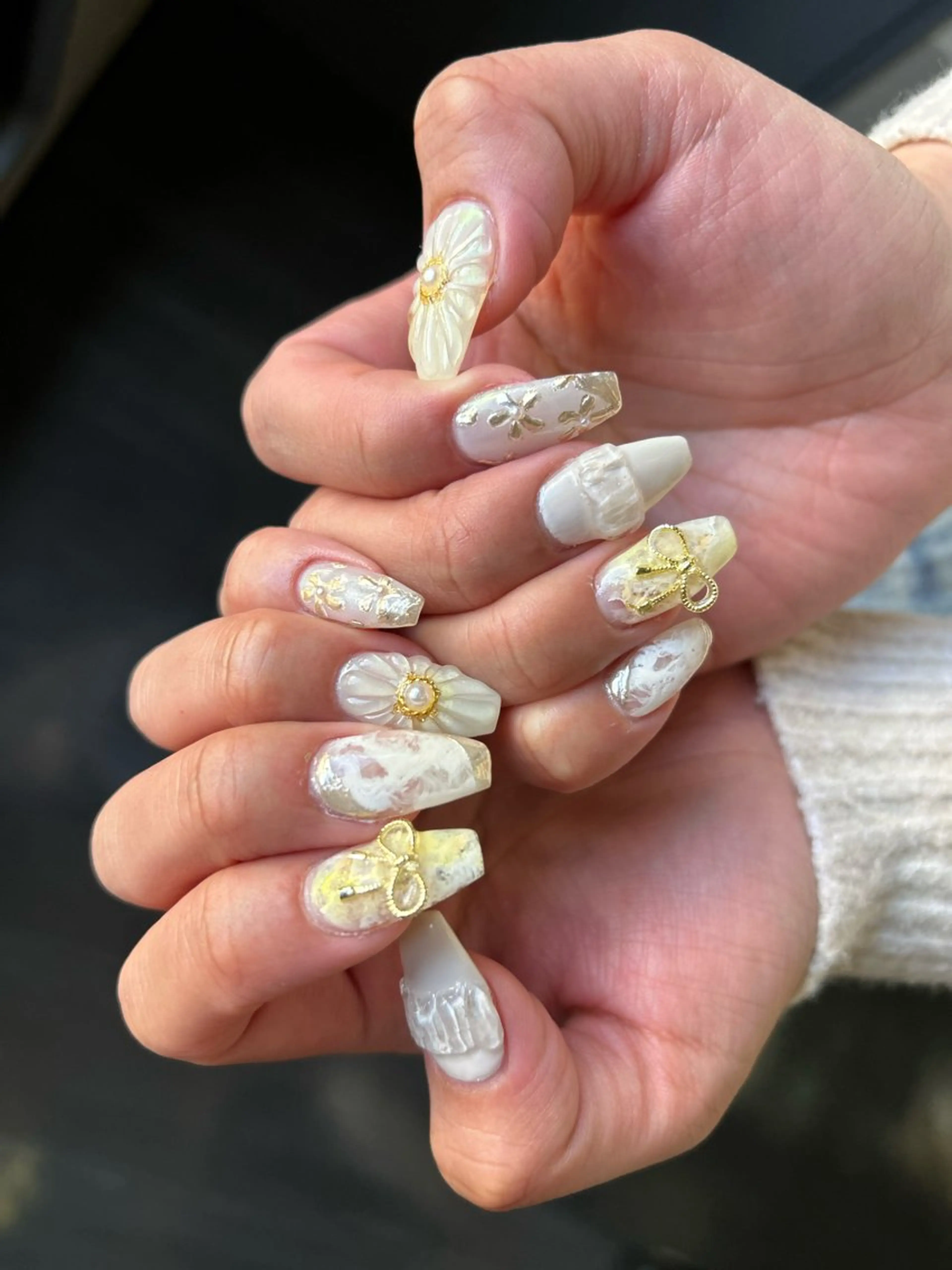 ネイル ハンドネイル フットネイル ✴︎ Delightのネイルデザイン