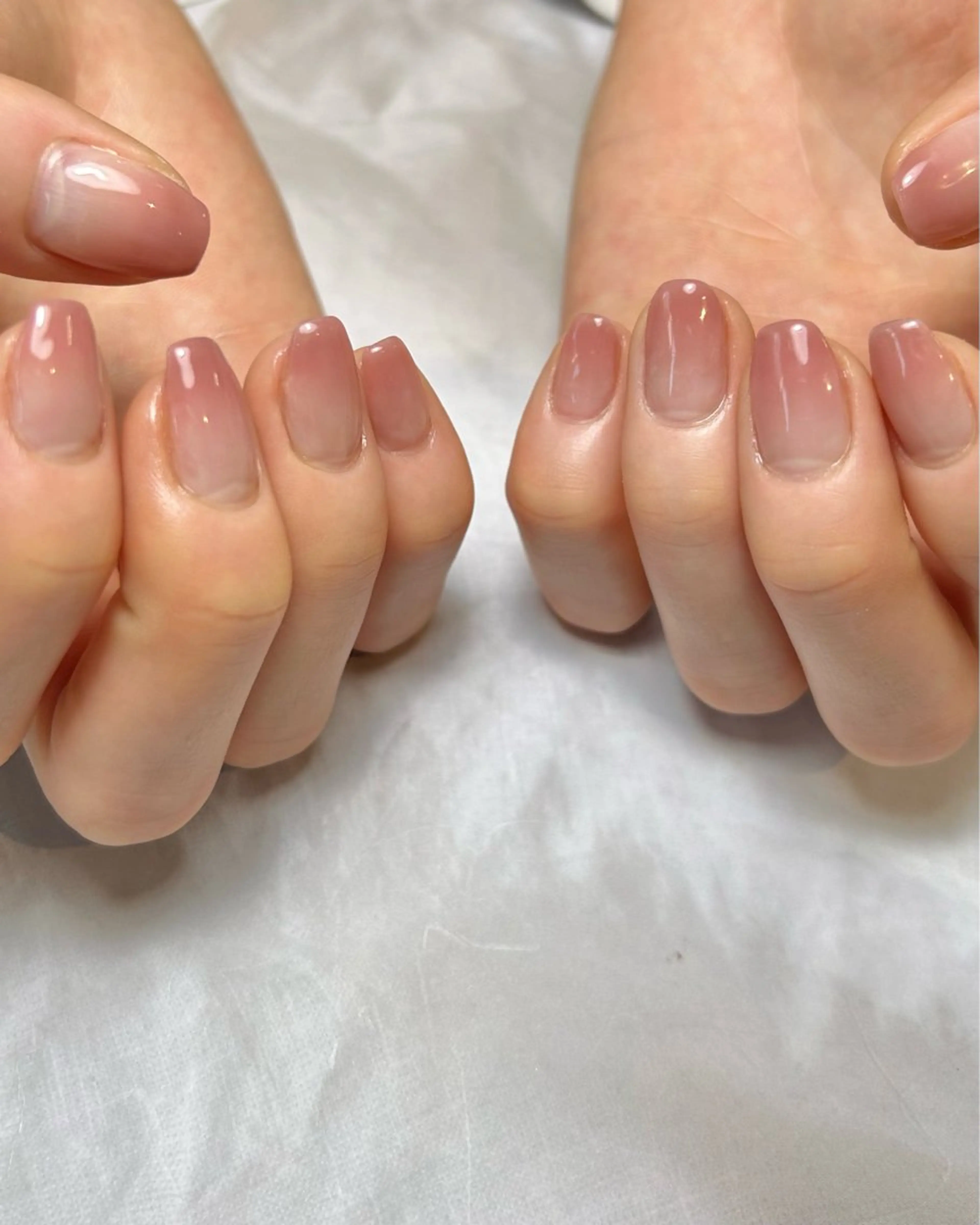 ネイル グラデーション ピンク シンプルネイル ハンドネイル Reflection marikoのネイルデザイン