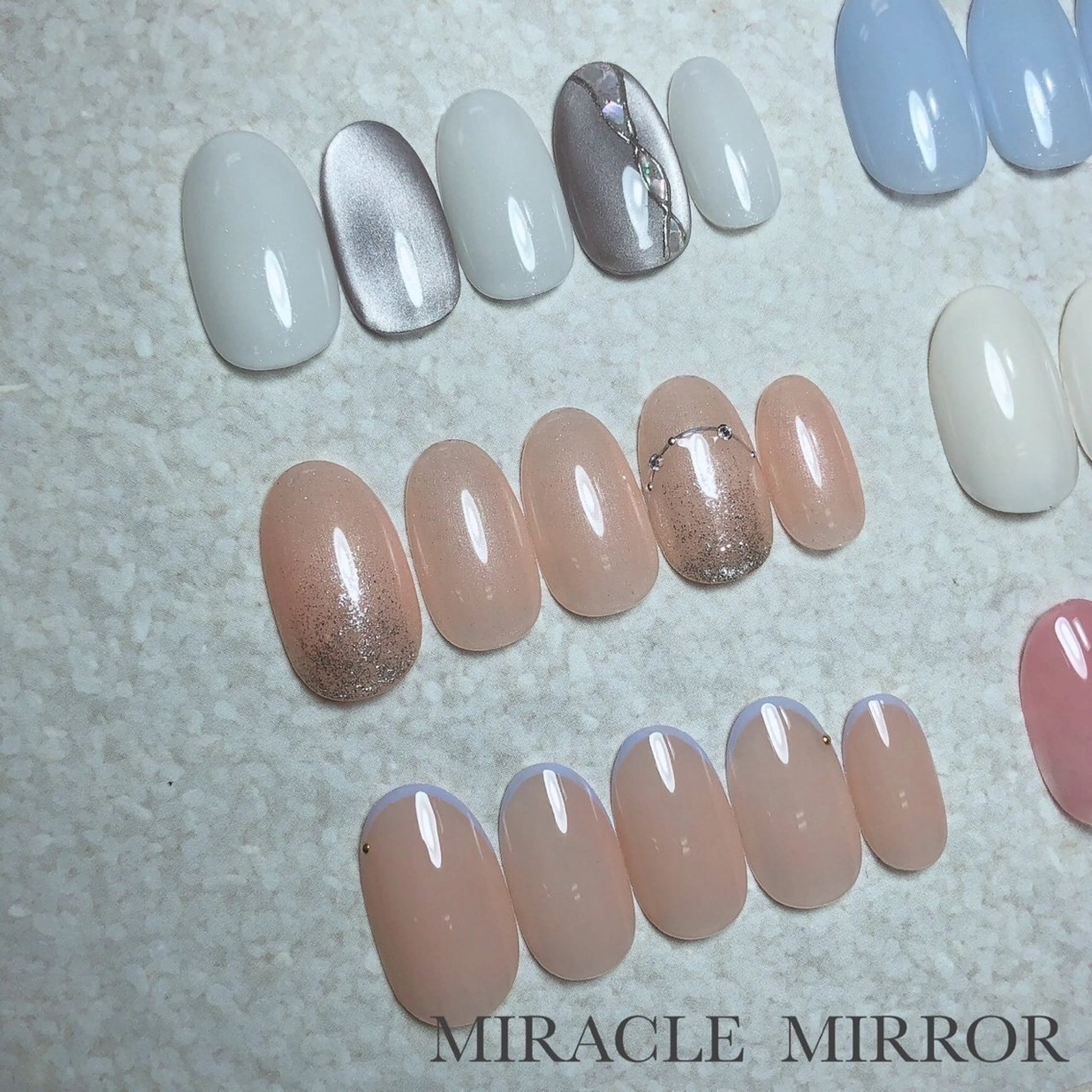 ネイル ミラクルミラー 町野のネイルデザイン