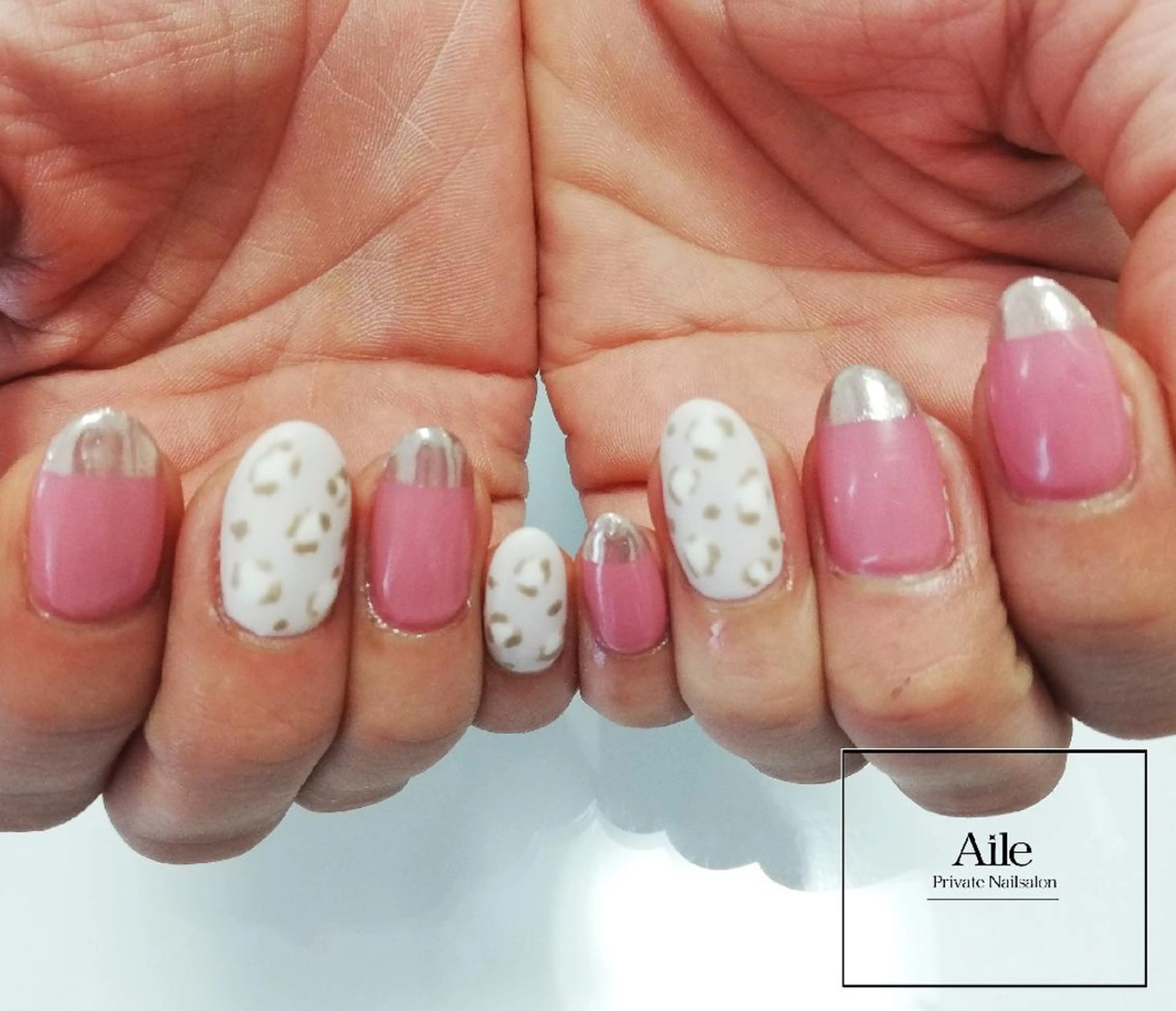 ネイル ミラーネイル なが さきのネイルデザイン