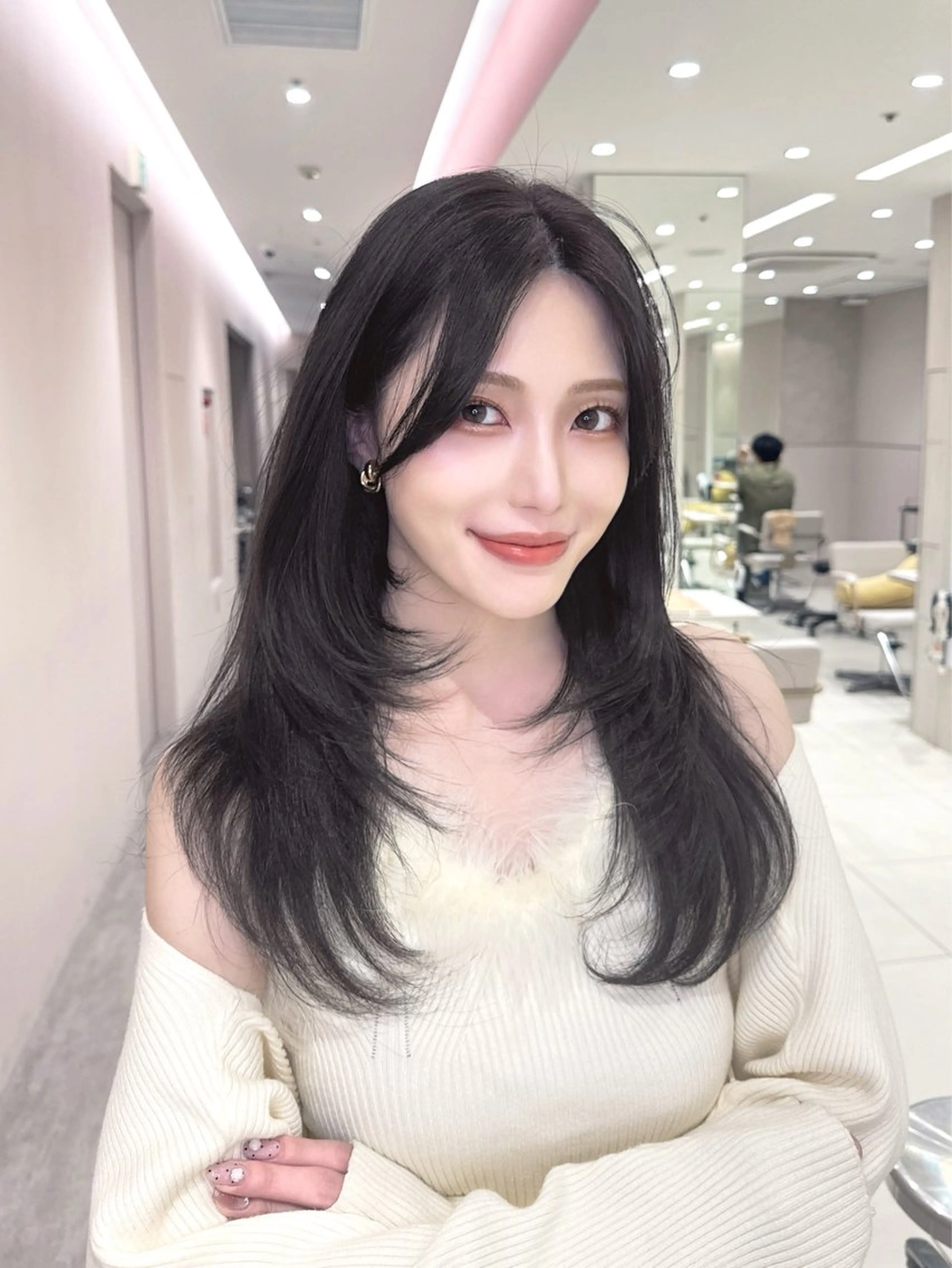 ミディアム カラー カット ヘアカラー トリートメント ヘッドスパ ヘアセット 韓国ヘア/レイヤー/ 顔まわり/りょーとのヘアスタイル