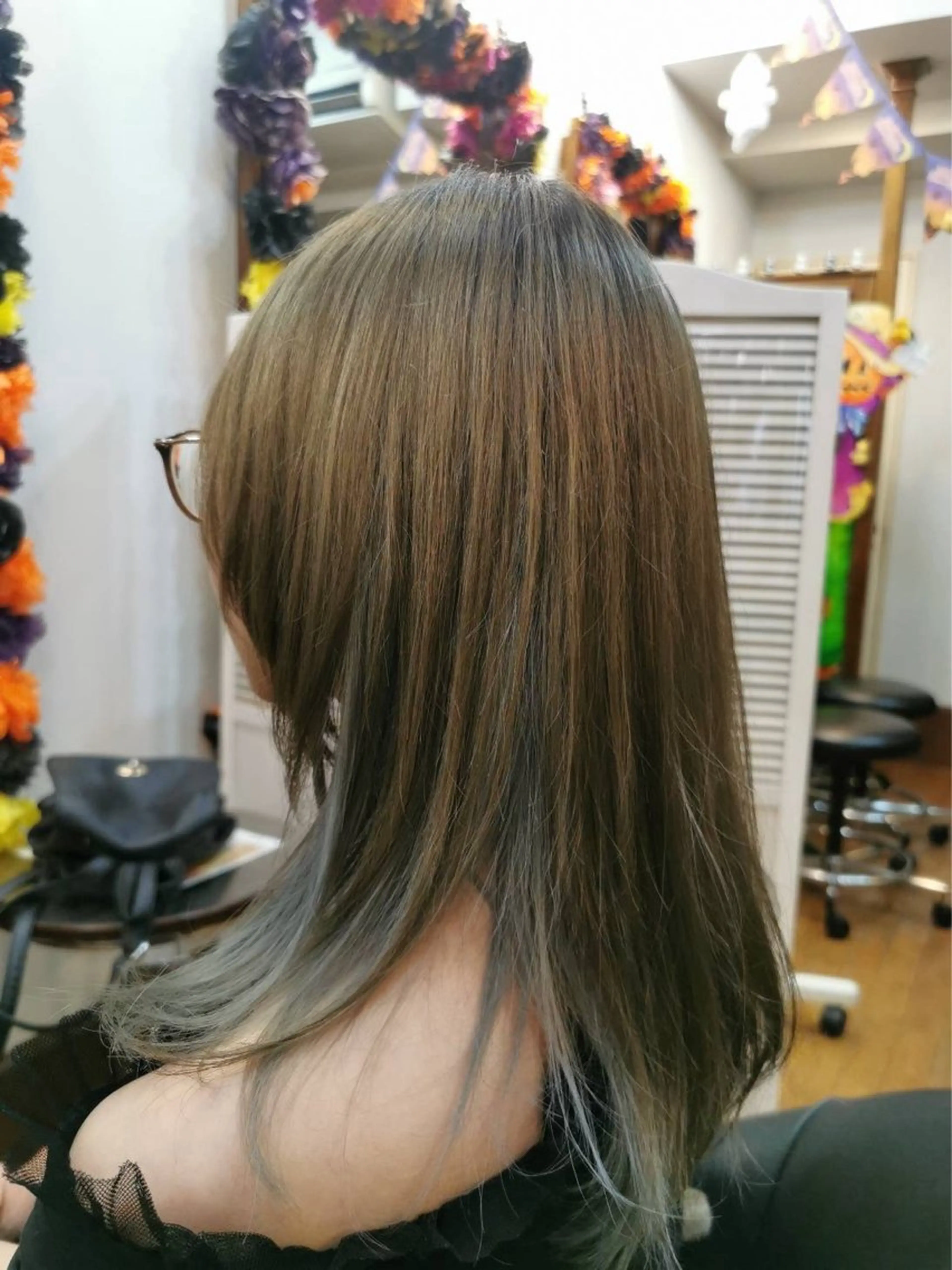 ロング 上間 洋子のヘアスタイル