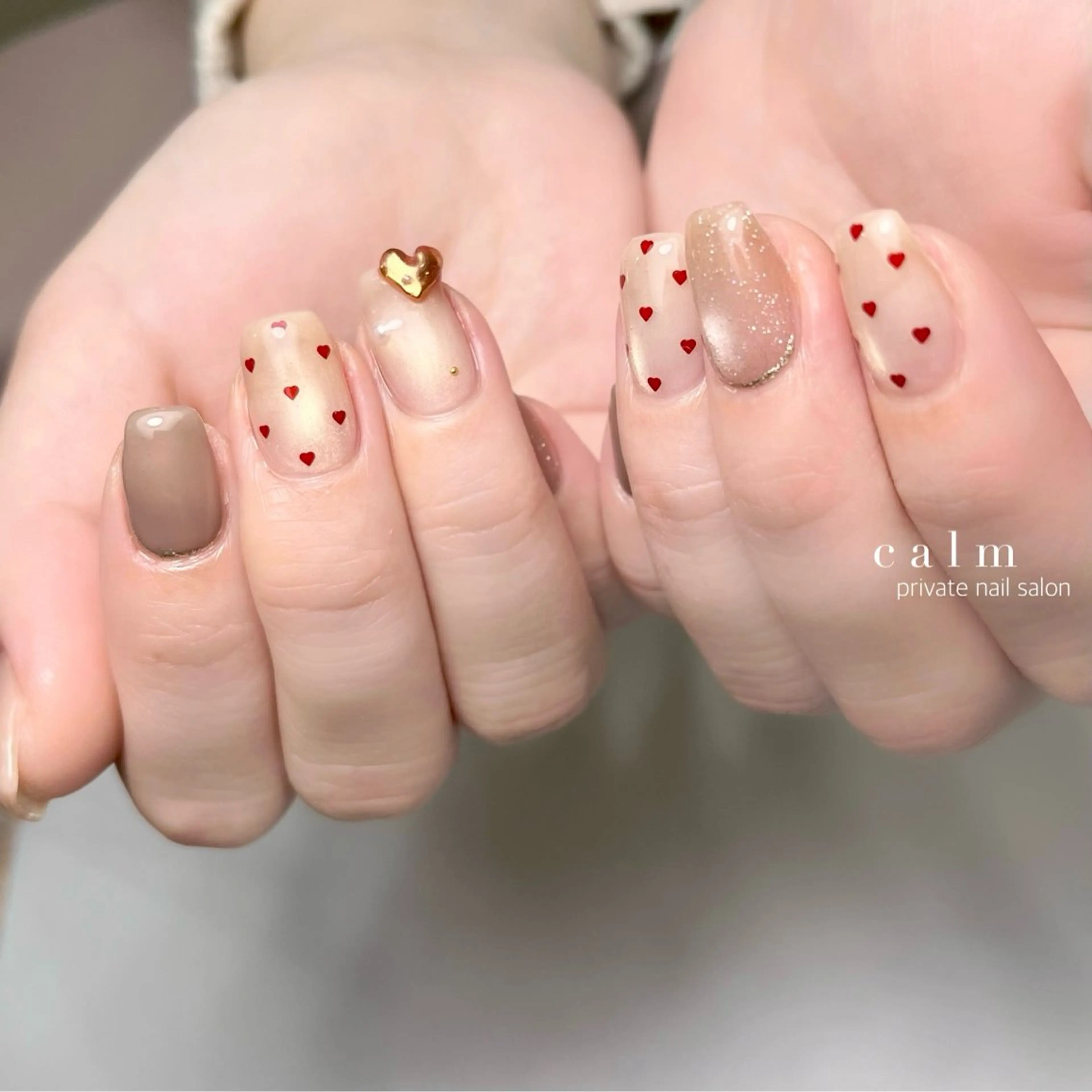 ネイル ハンドネイル calm 〔ｶｰﾑ〕のネイルデザイン