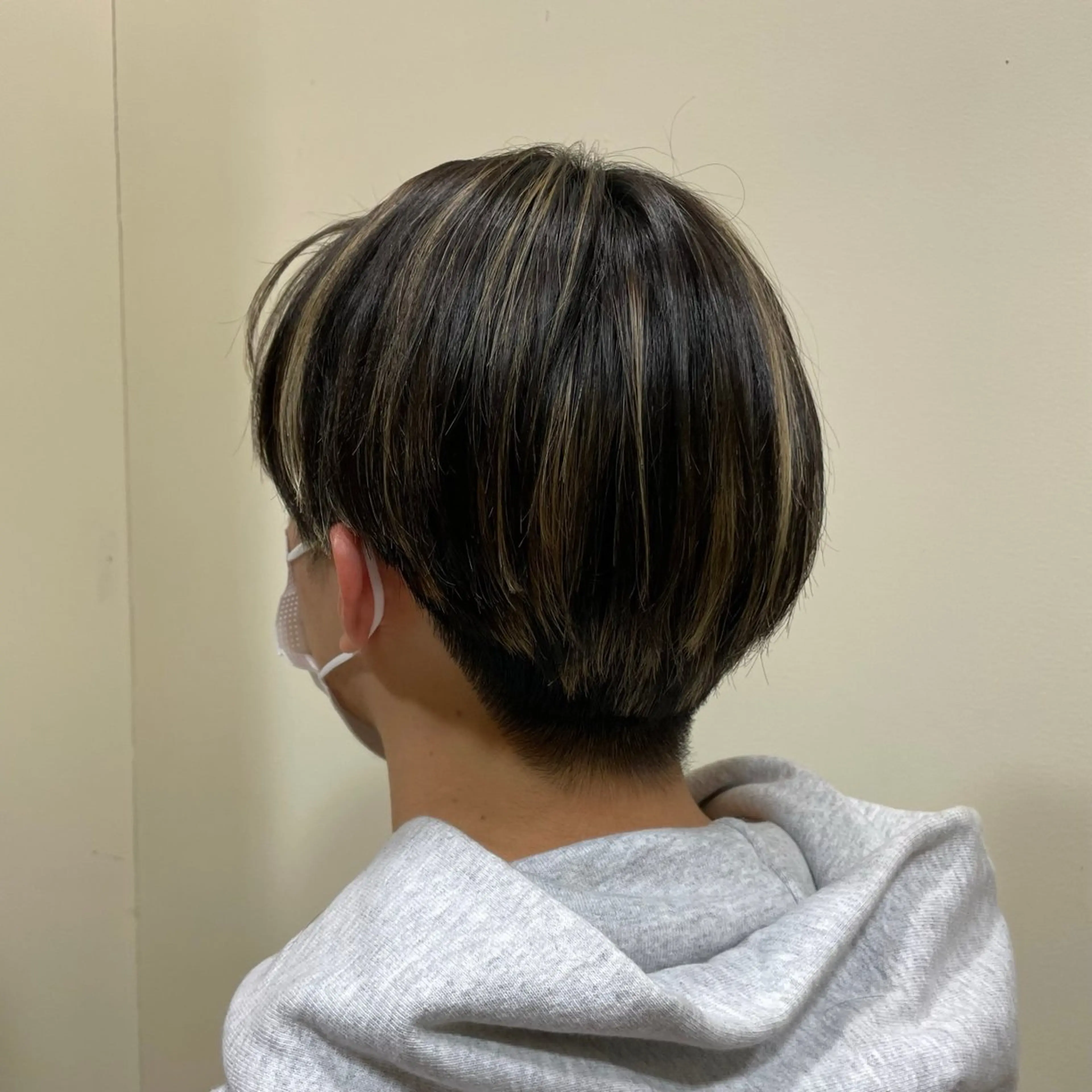 メンズ 透明感/ハイトーン Annaのヘアスタイル