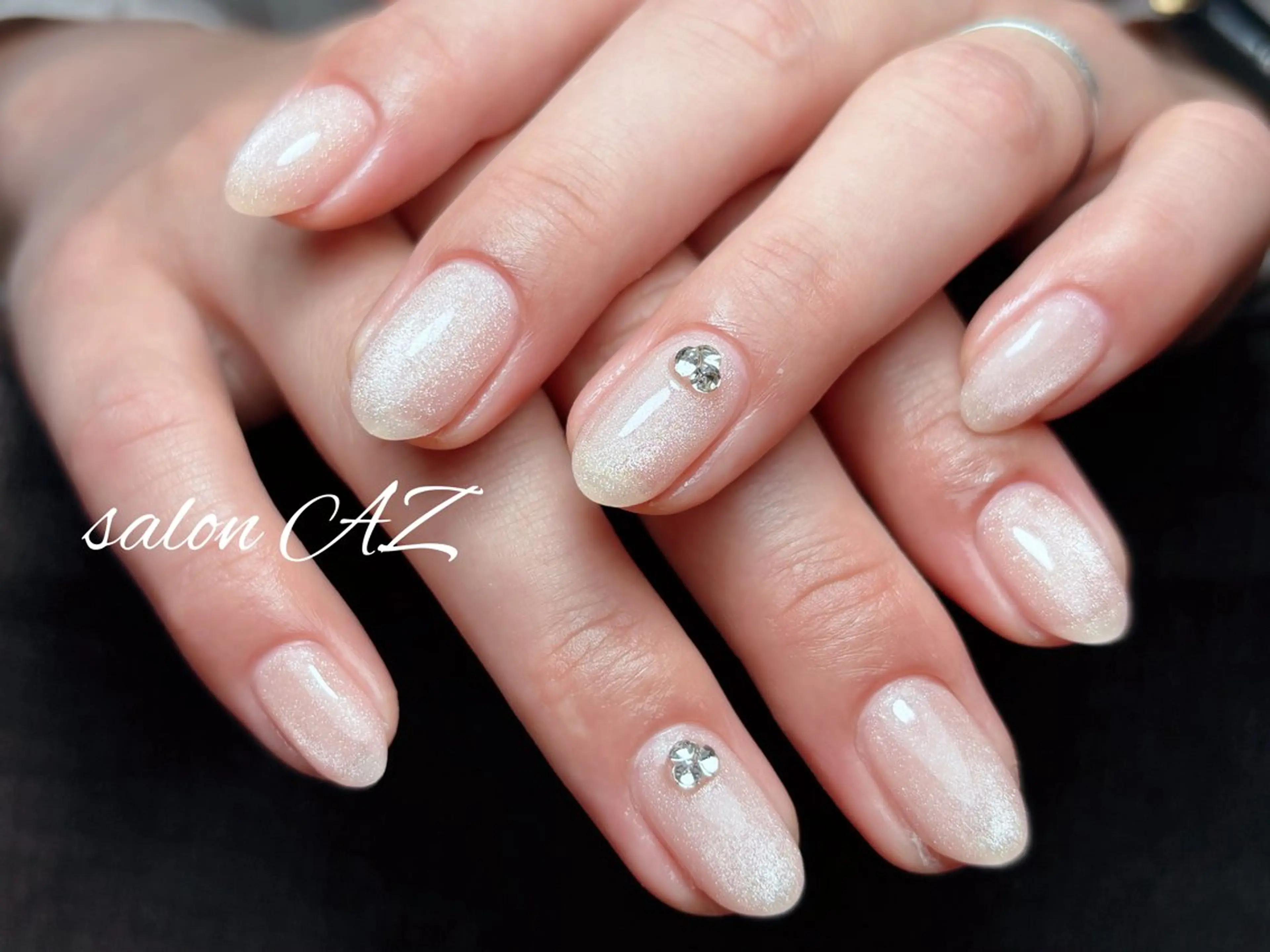 ネイル オフィスネイル ストーンネイル ハンドネイル salon AZのネイルデザイン
