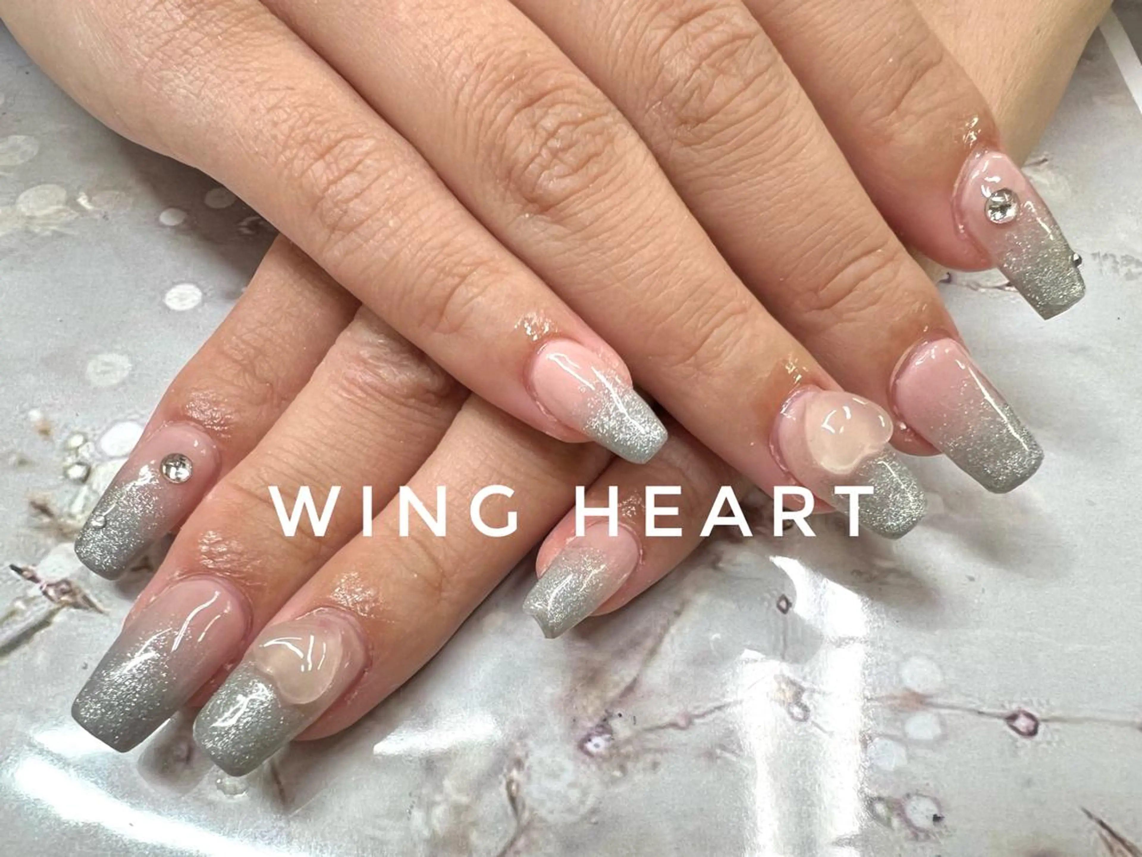 ネイル I. AYUMIのネイルデザイン