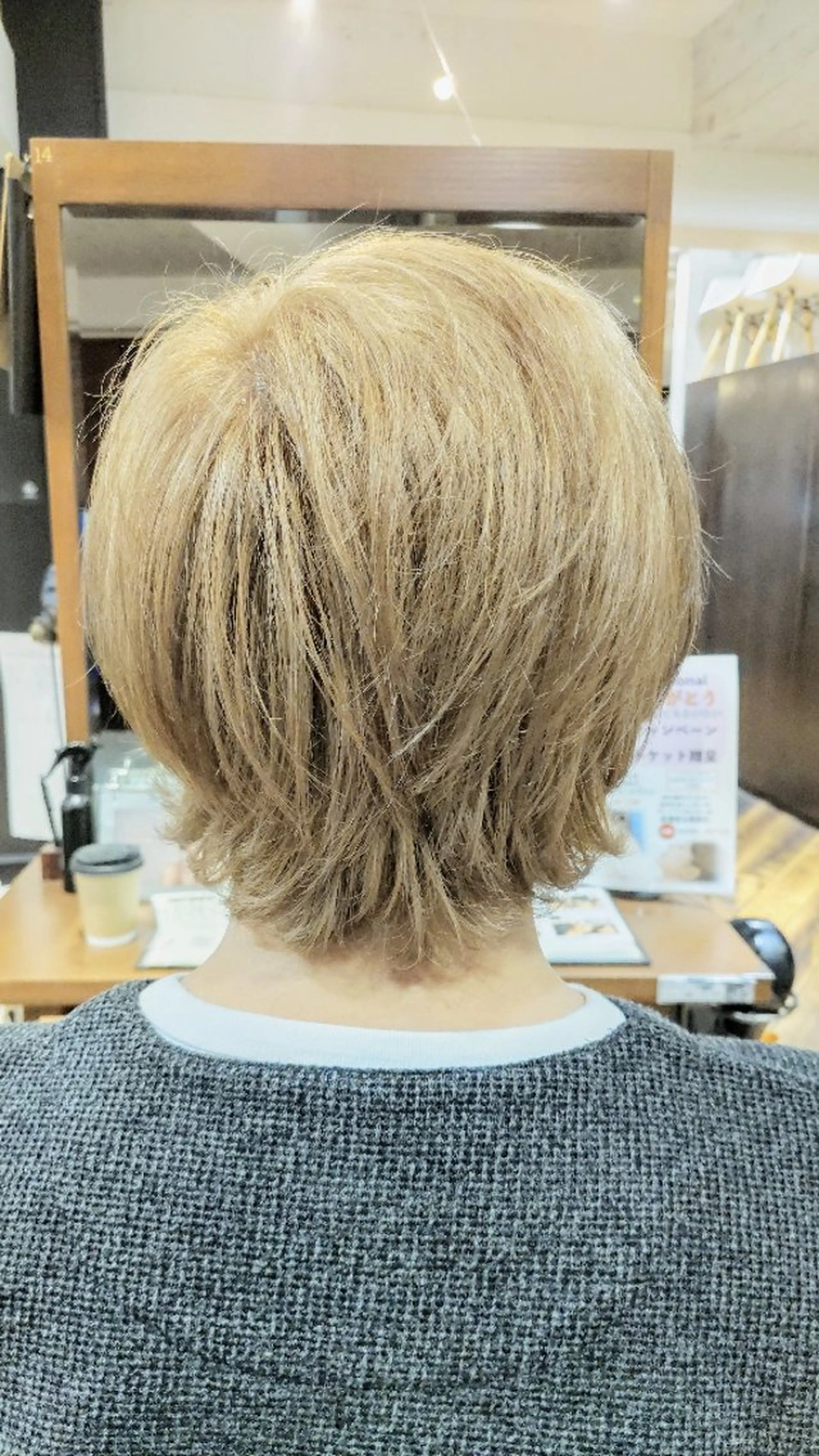 カラー ボブ ✂デザインカット🐟 高評価✂戸崎俊成✂のヘアスタイル
