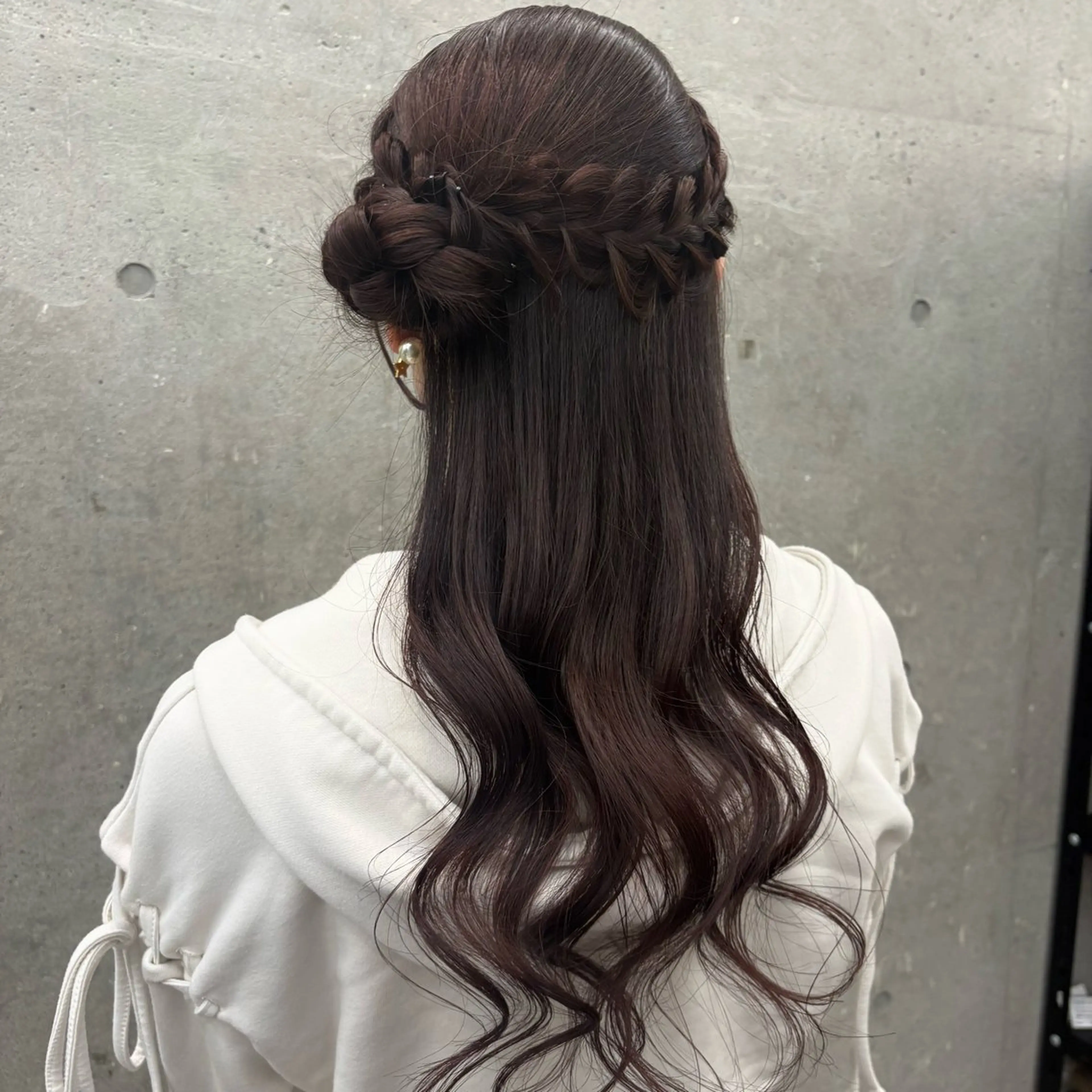 セミロング ヘアアレンジ ヘアセット うる艶/透明感カラー 🐇🤍もものヘアスタイル