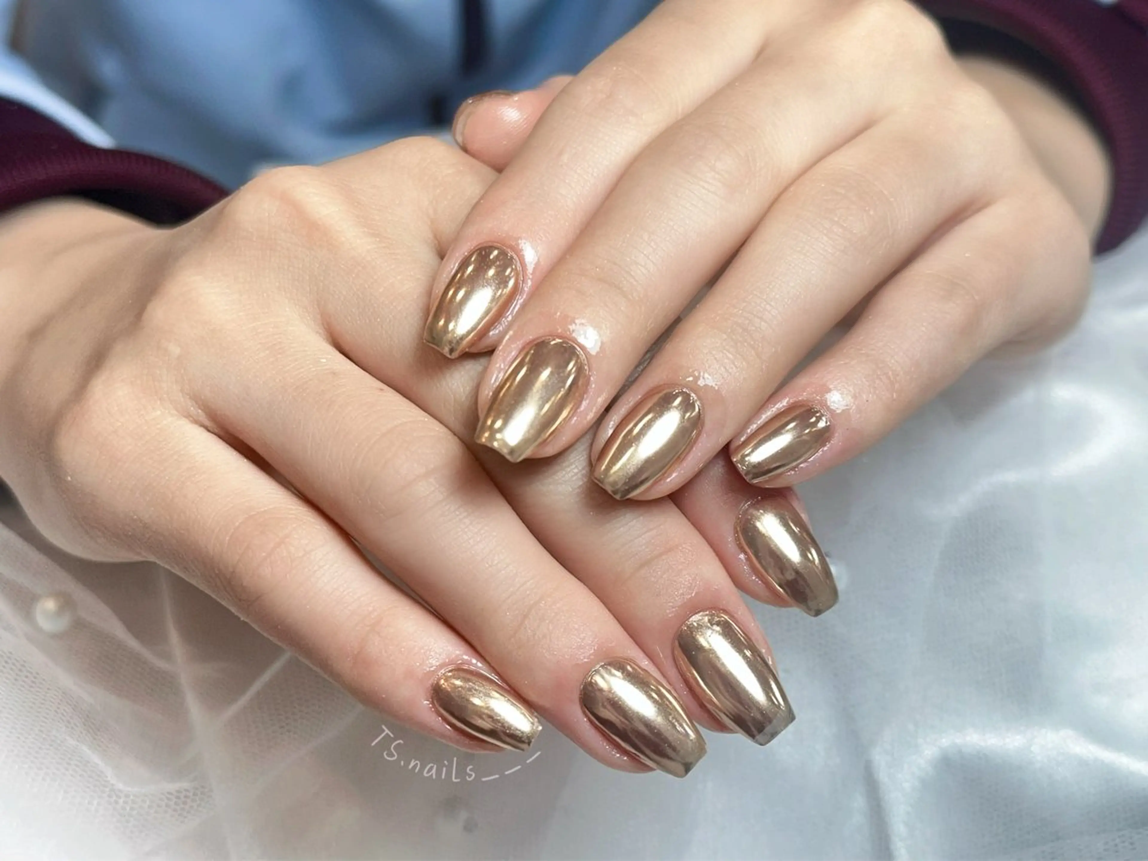 ネイル キラキラネイル マグネットネイル 持ち込み オフィスネイル シンプルネイル ハンドネイル フットネイル ハンドケア TS. nails___のネイルデザイン