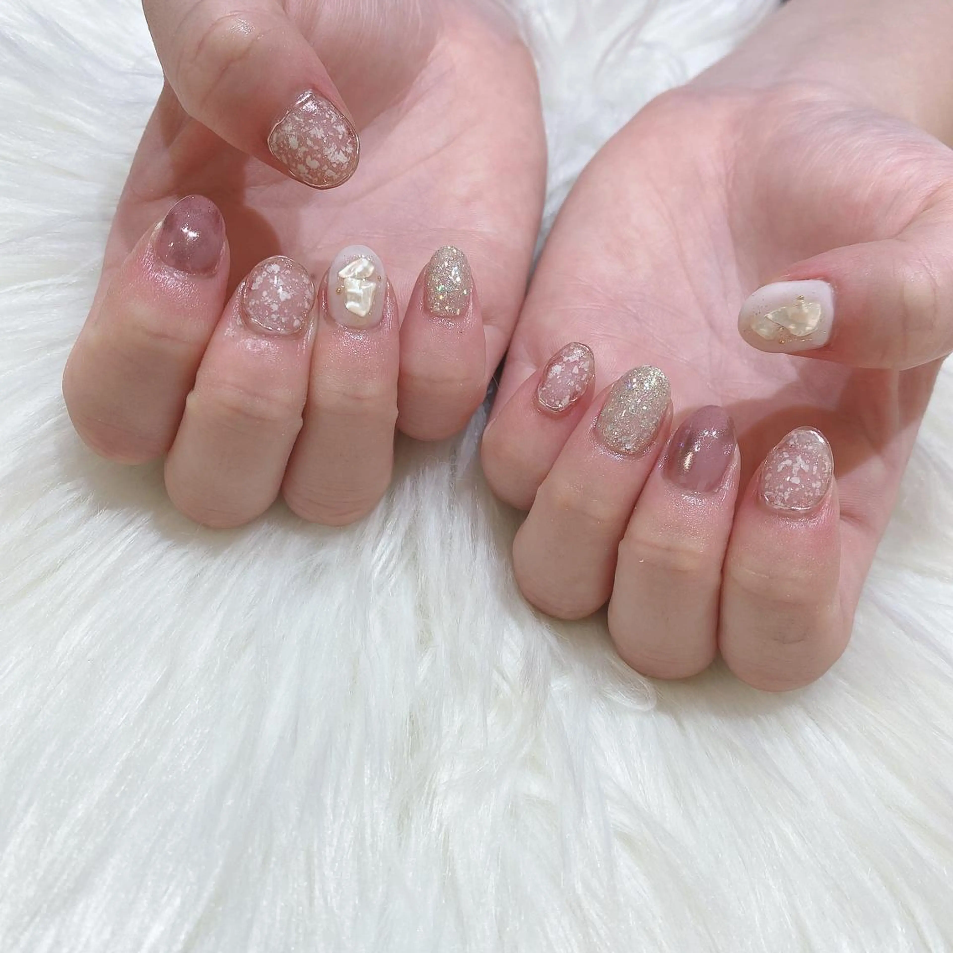 ネイル ハンドネイル 西岡 杏のネイルデザイン